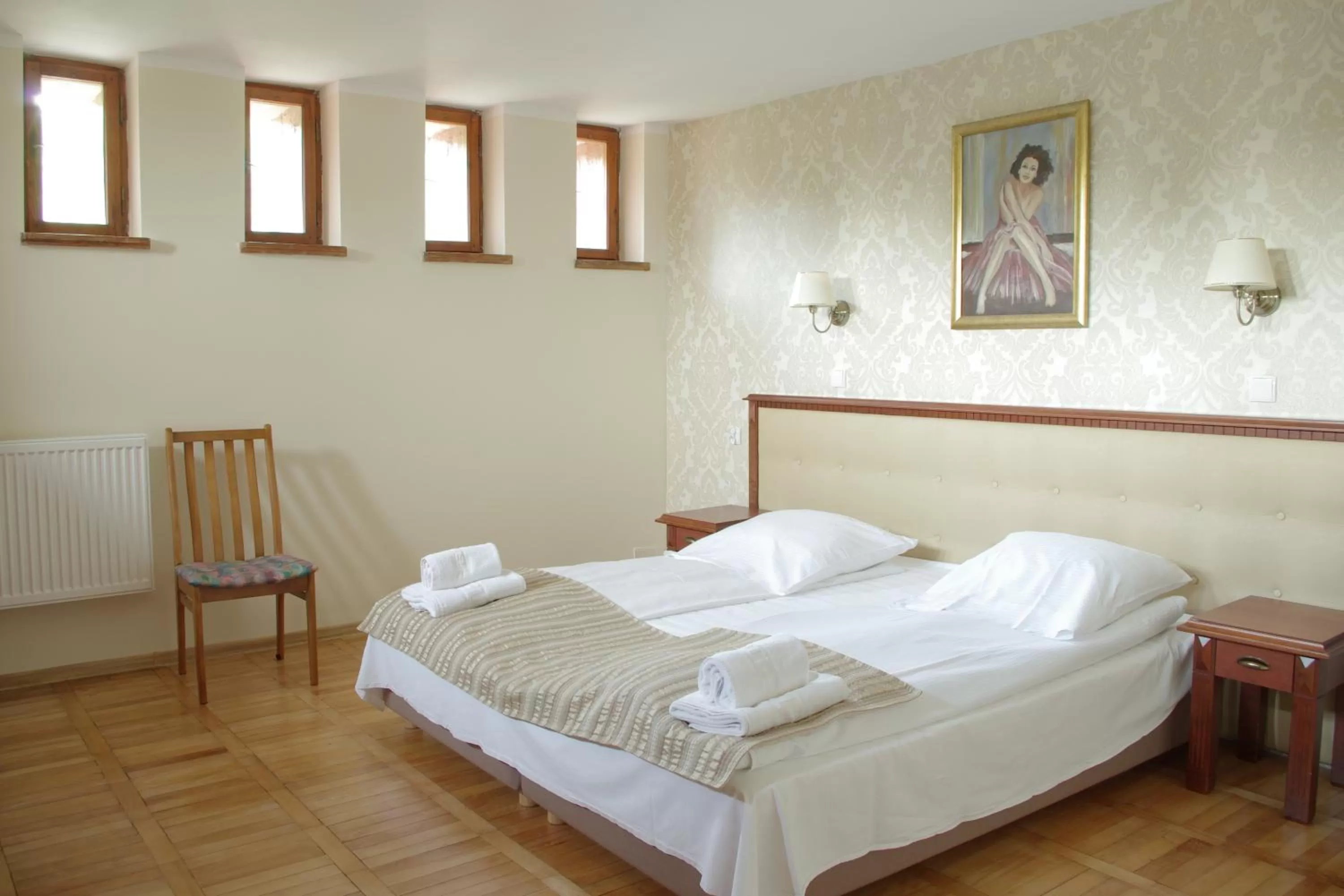 Bed in Hotel Zamek Karnity