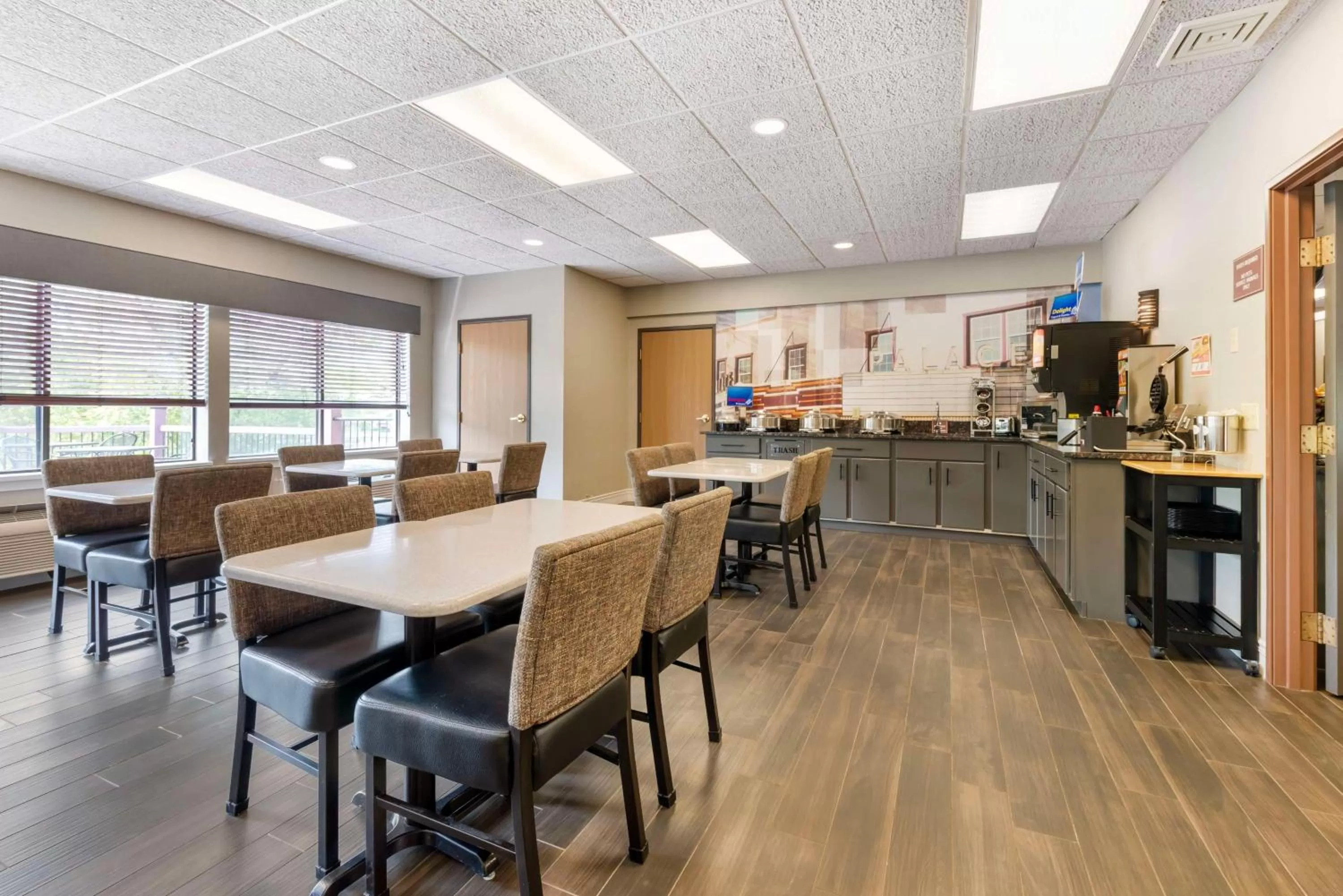 Breakfast in Best Western Spooner Riverplace