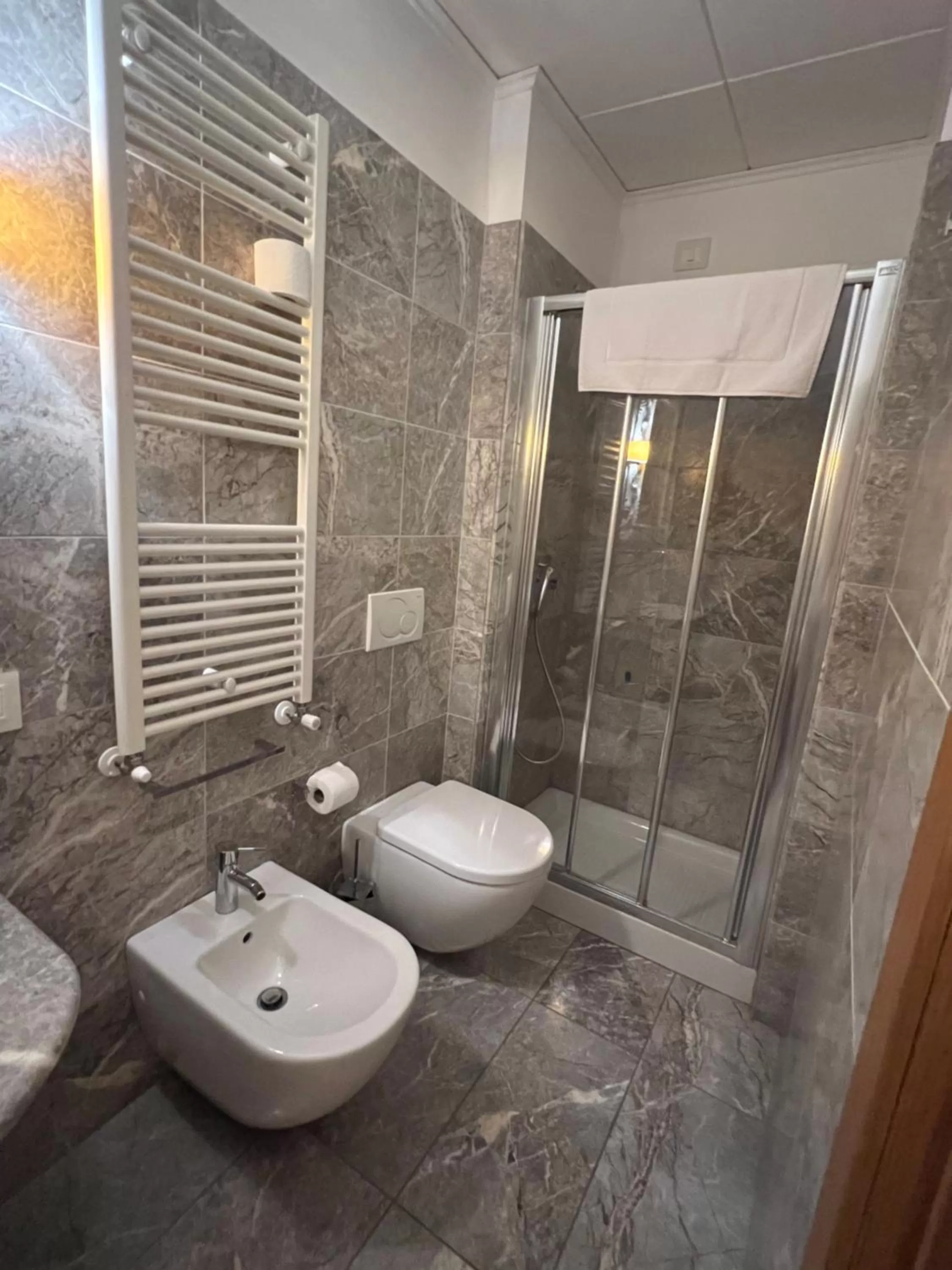 Shower in Domus Stella Maris - Casa per Ferie