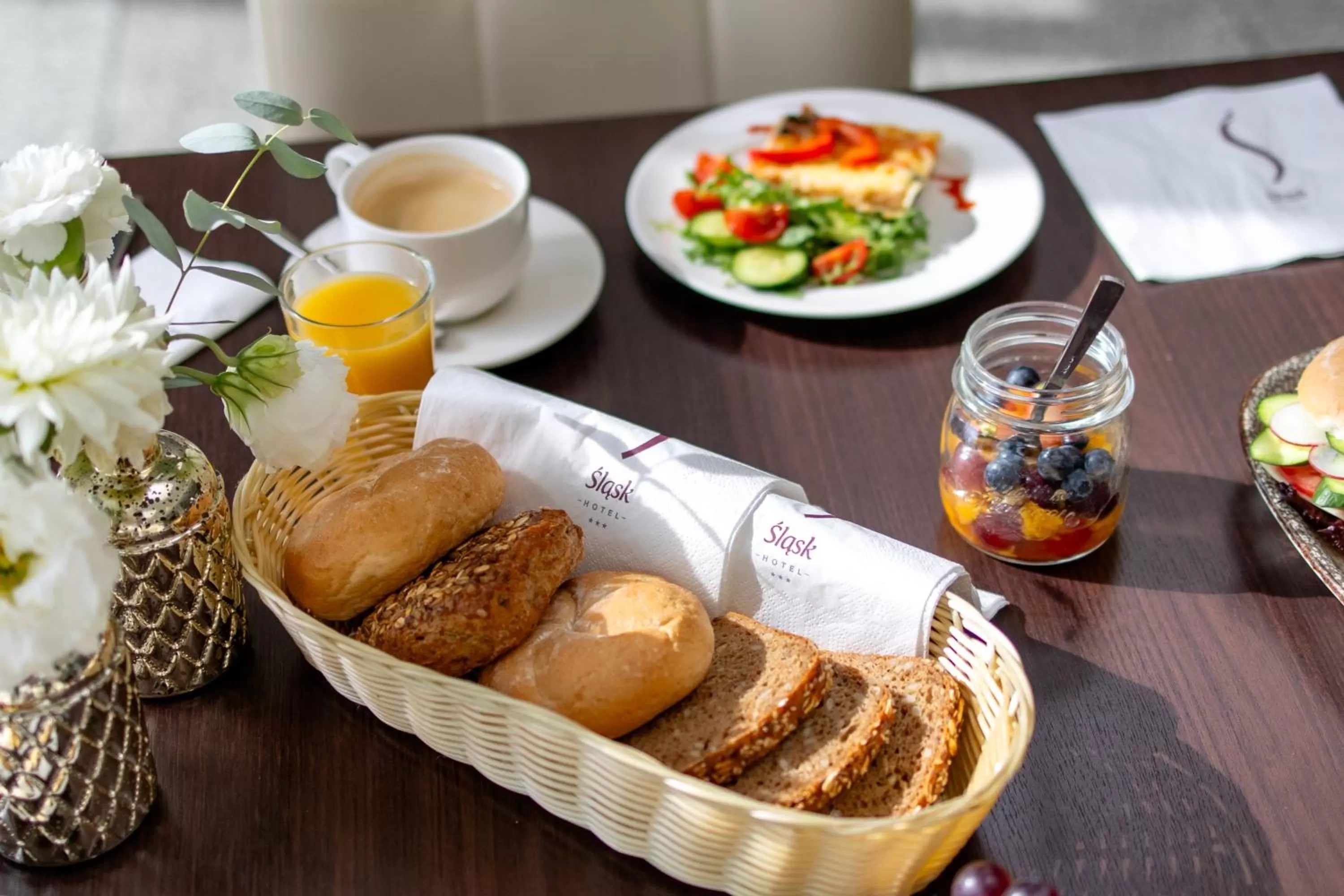 Breakfast in Hotel Śląsk