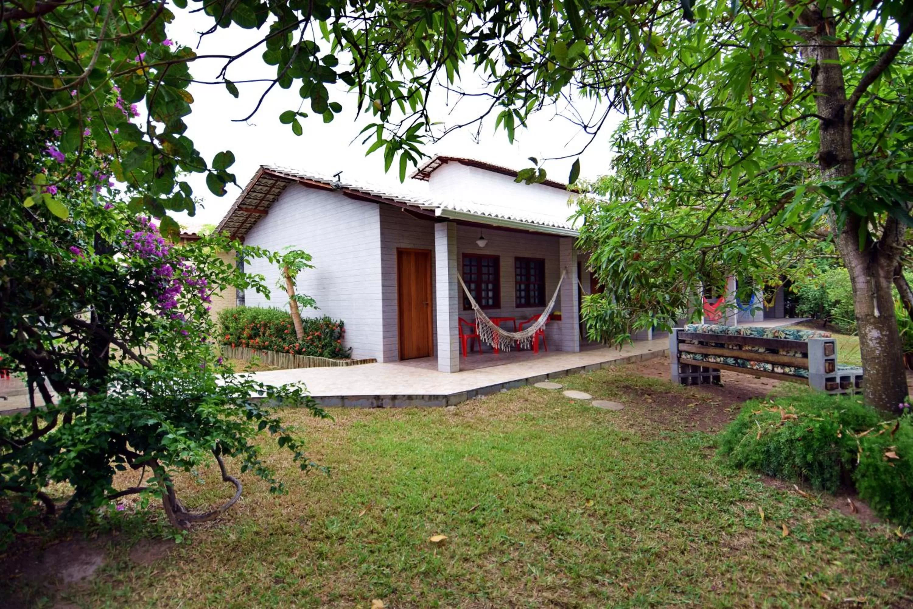 Patio, Property Building in Pousada Ipitanga IV