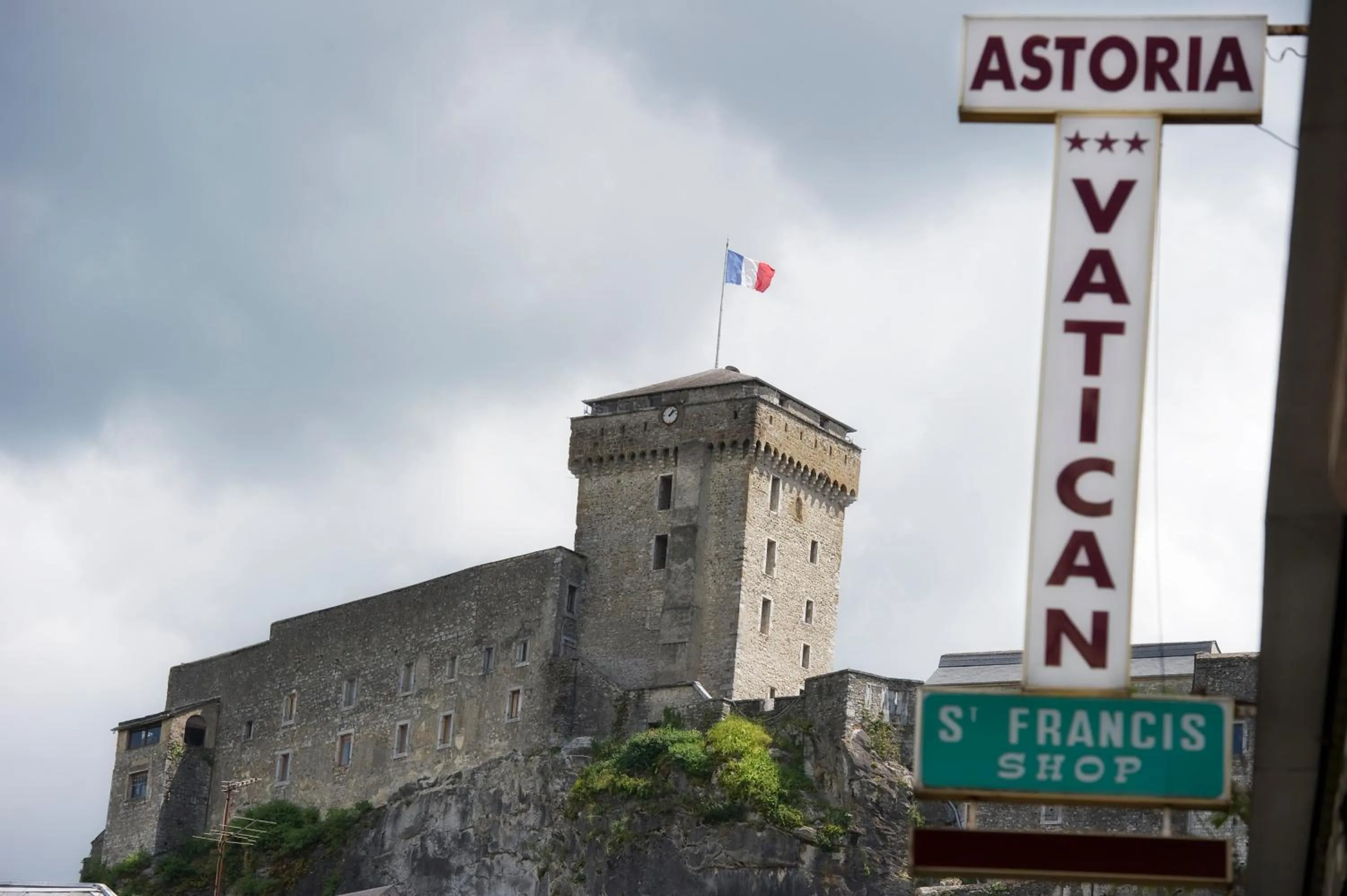 Property building in The Originals City, Hôtel Astoria Vatican, Lourdes