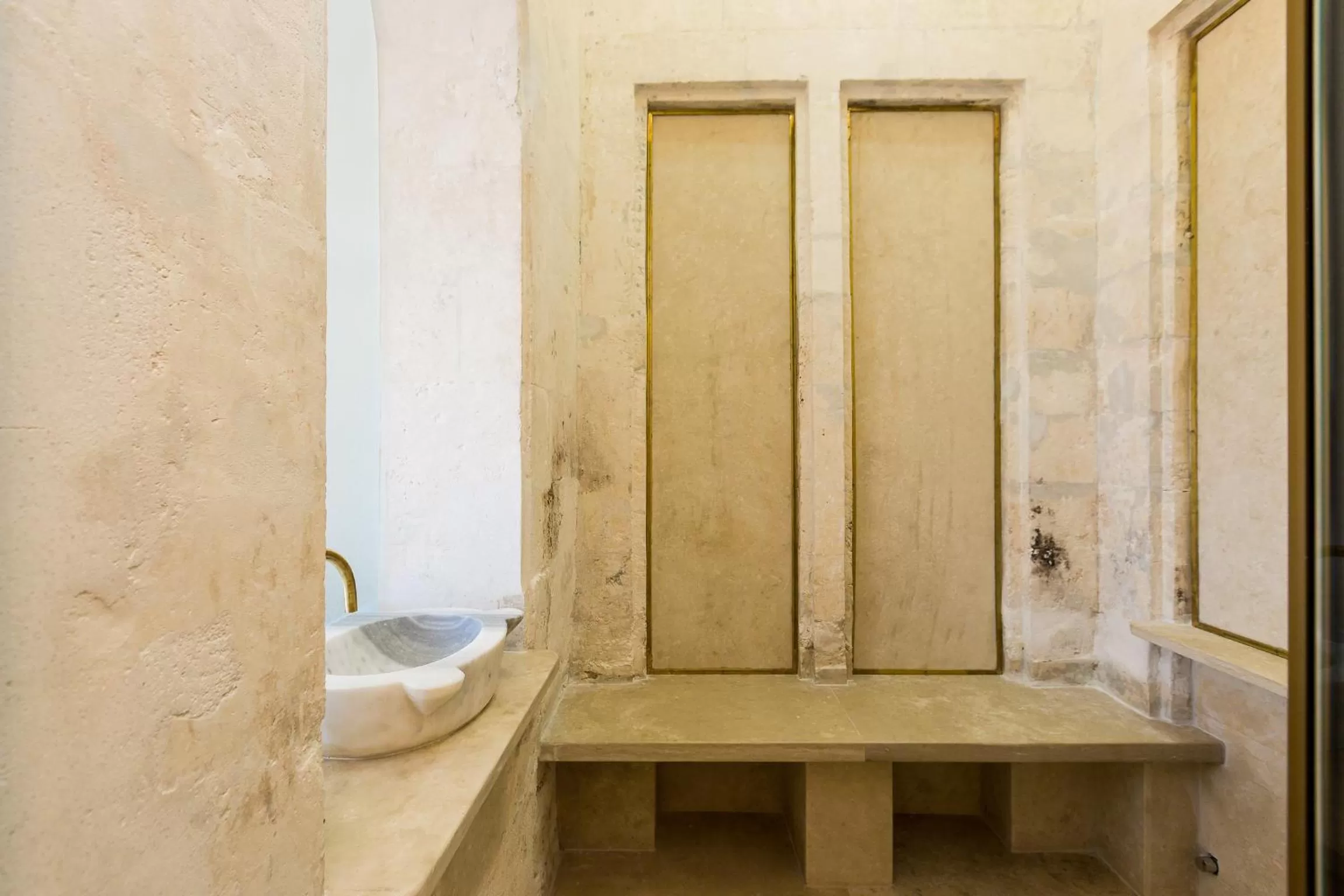 Bathroom in Neratze Hammam Suites
