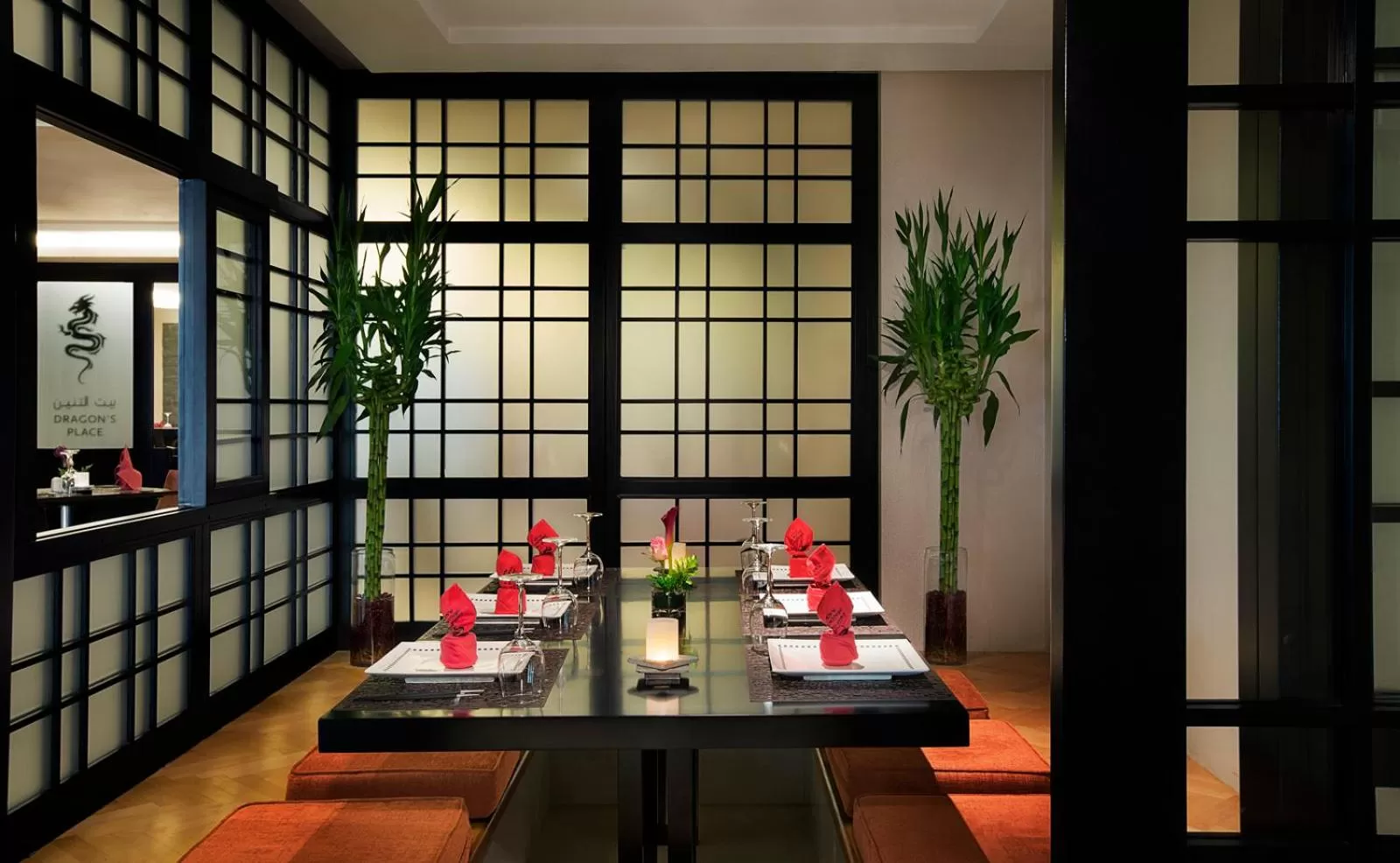 Restaurant/places to eat in Bahi Ajman Palace Hotel