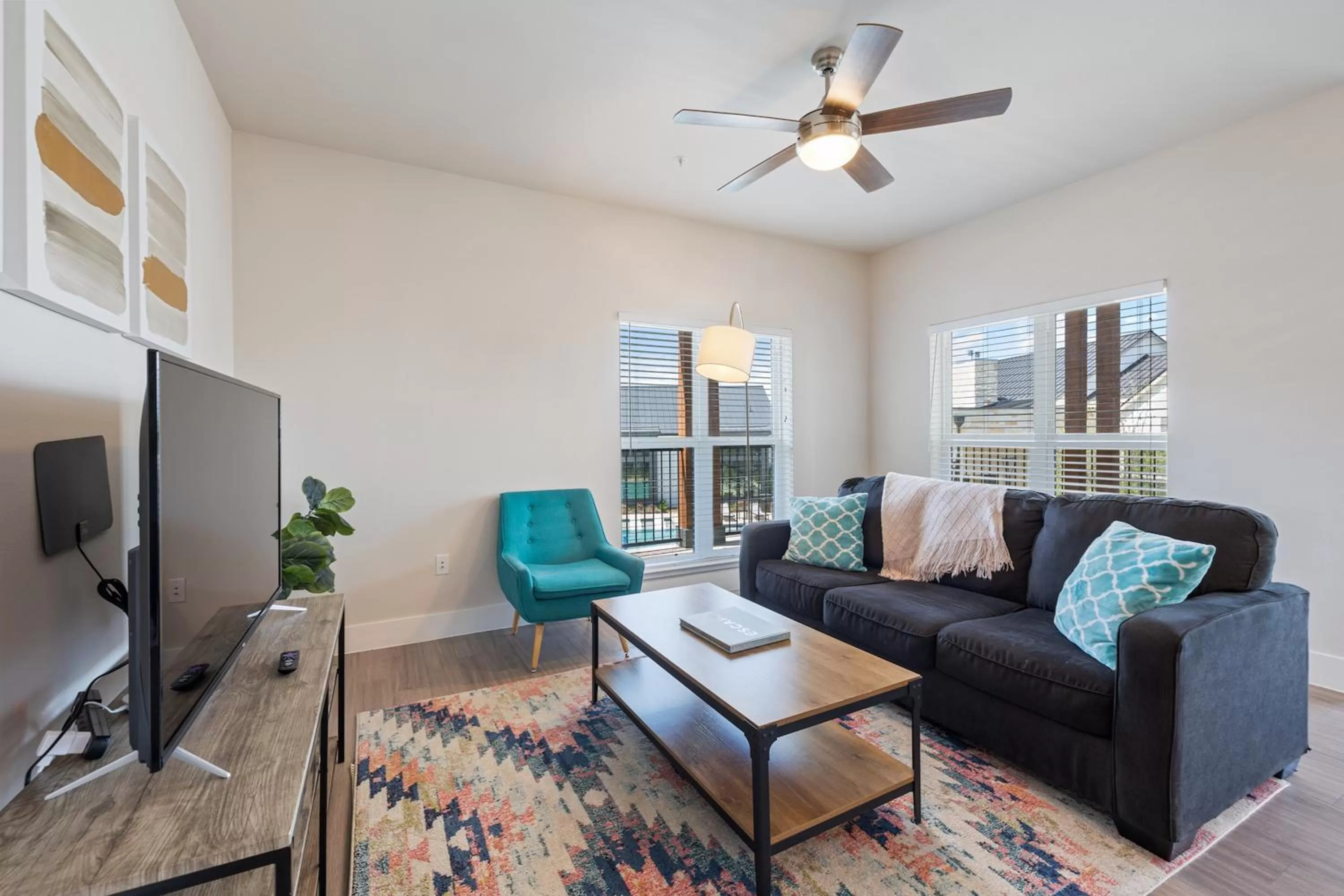 Living room, Seating Area in Kasa Southeast-Airport Austin