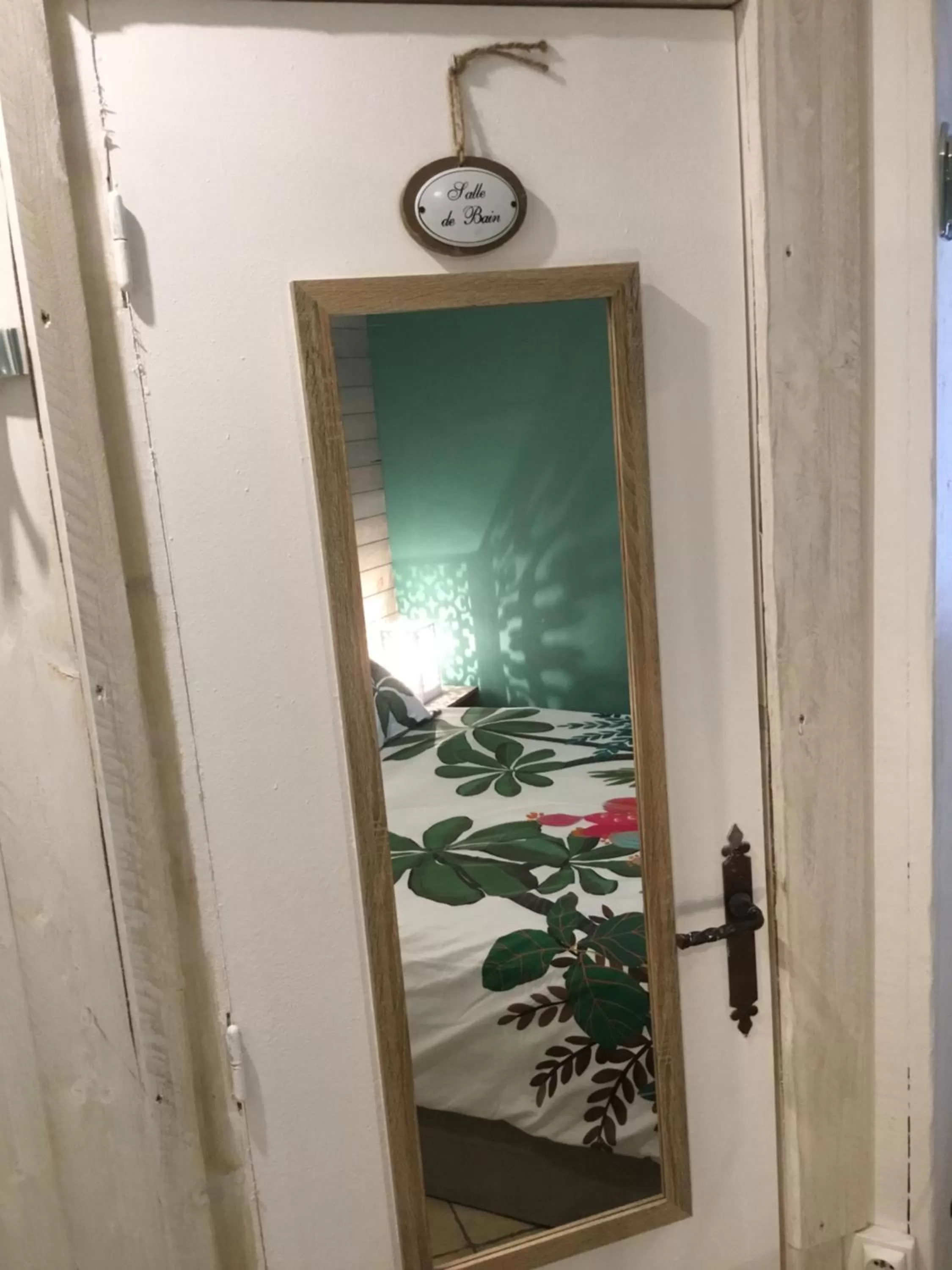 Decorative detail in Gîte Studio "La Cambra dé Monflanquin" Studio Cottage