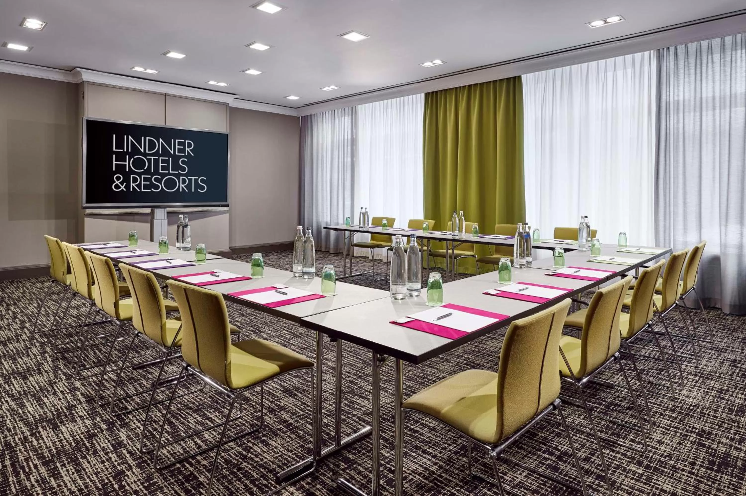 Meeting/conference room in Lindner Hotel Cologne City Plaza, part of JdV by Hyatt