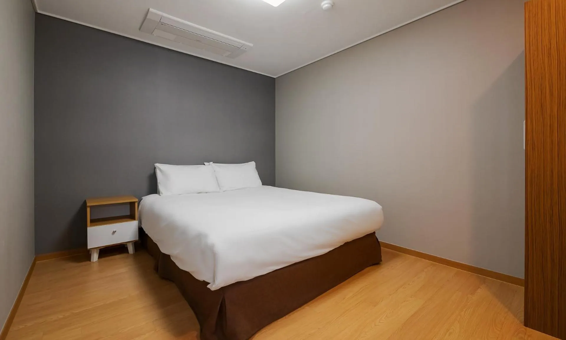 Bed in Pampas Hotel Jeju