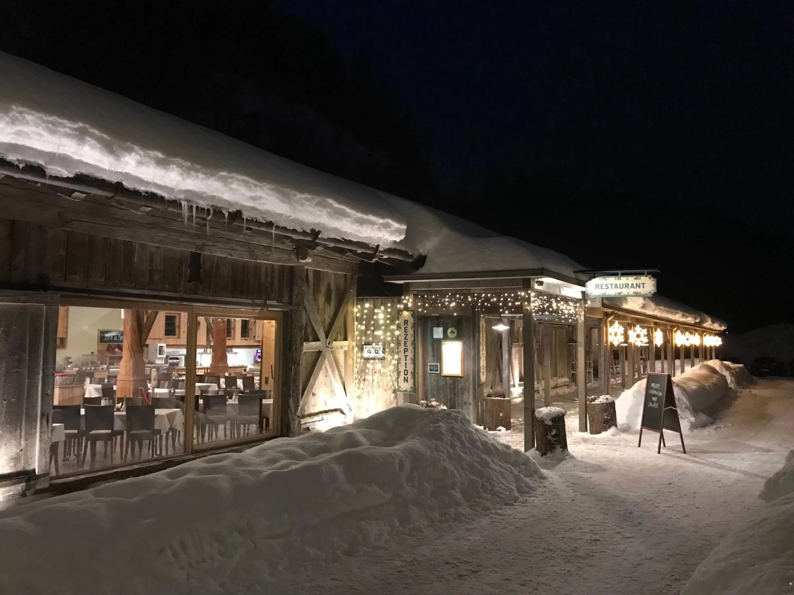 Restaurant/places to eat in Gasthof Salzstadl