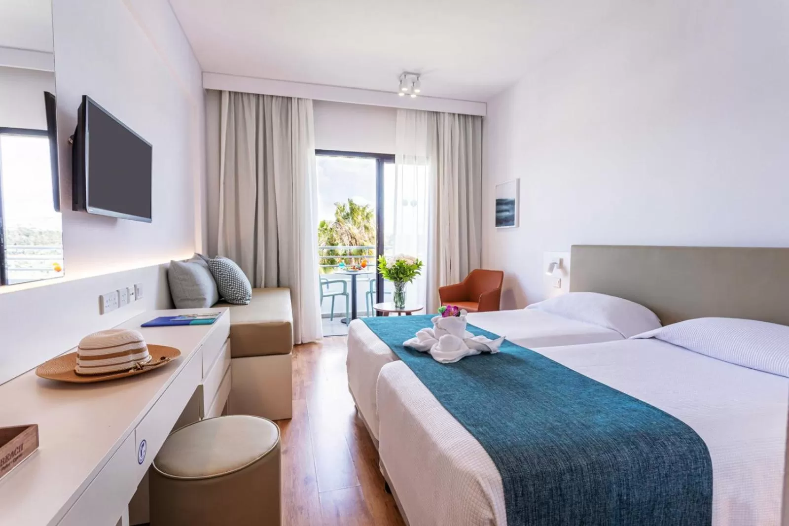 Photo of the whole room, Bed in Louis Phaethon Beach