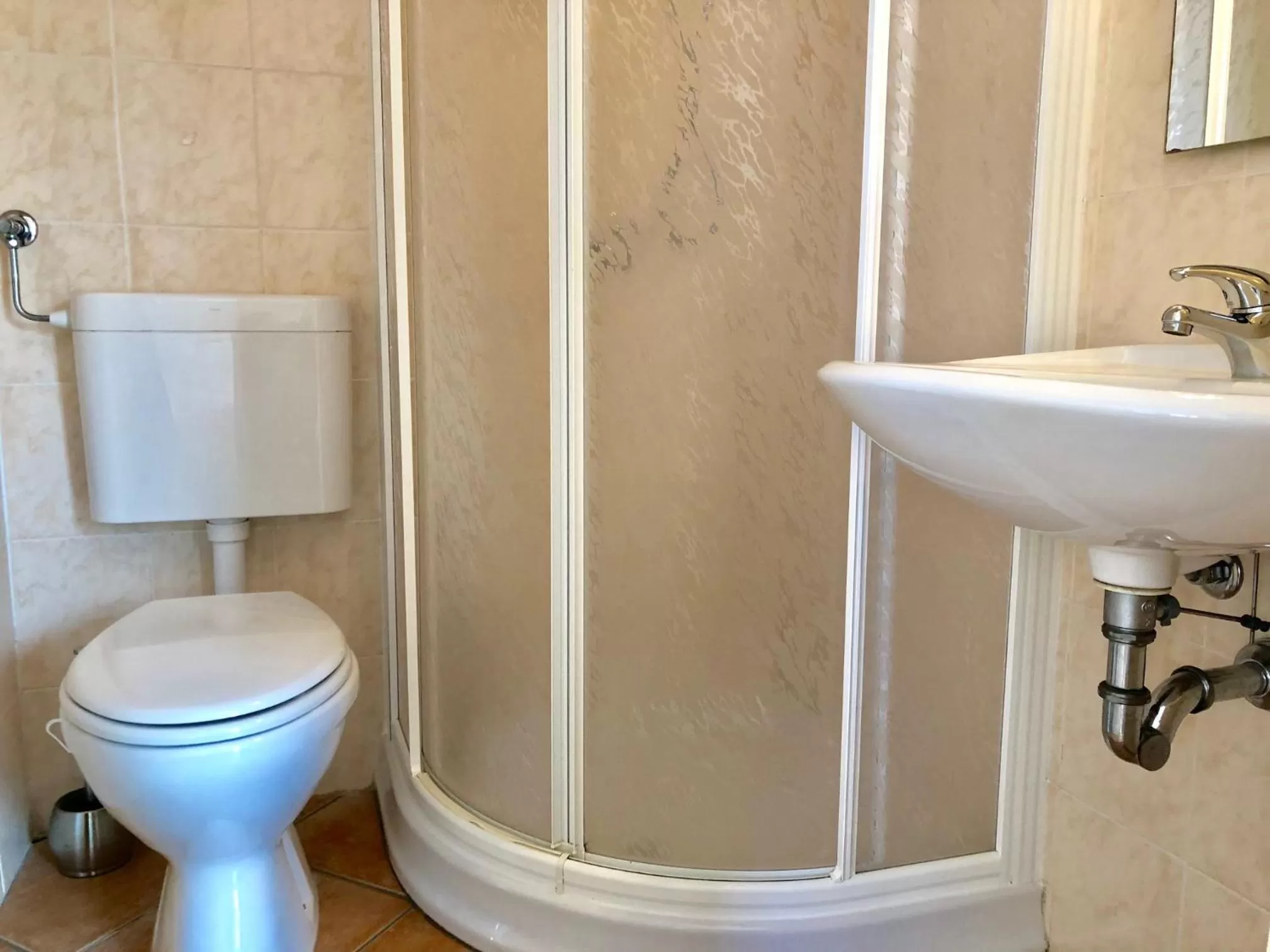 Shower in Residenza Ai Ronchi 1 2 6