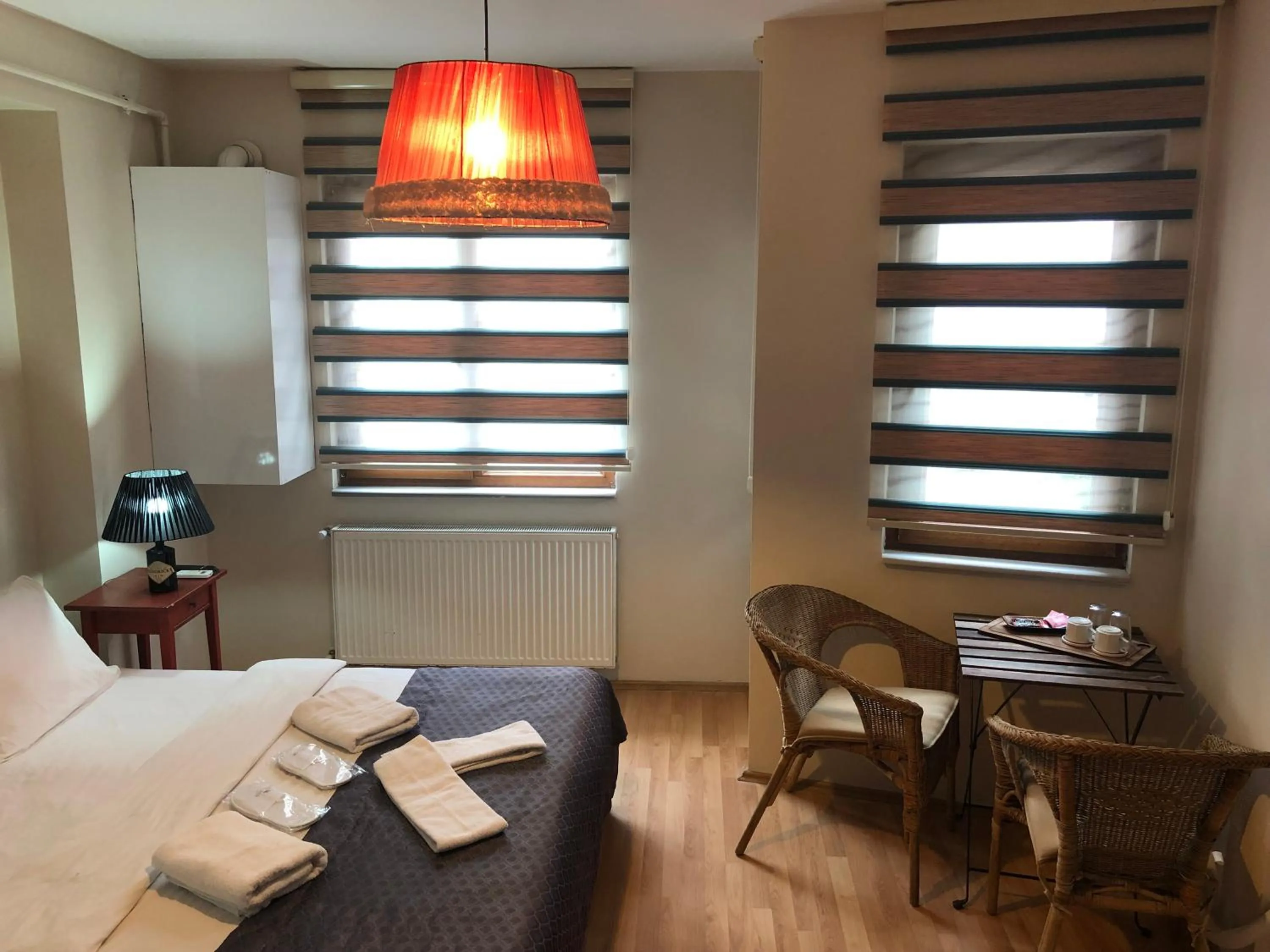 Photo of the whole room, Seating Area in Centre Suites Taksim