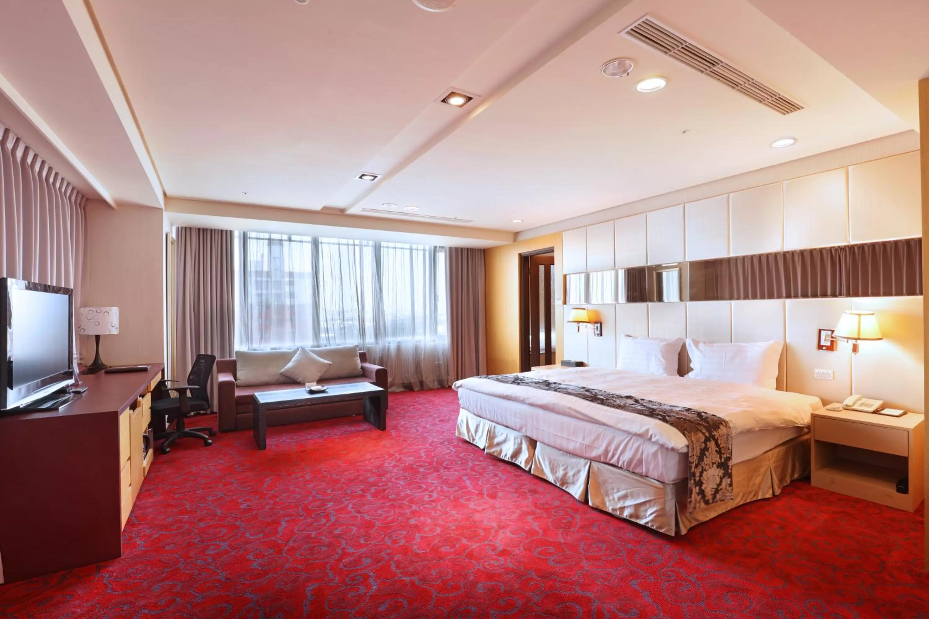 Photo of the whole room, Bed in Maison de Chine Chao Yin Building