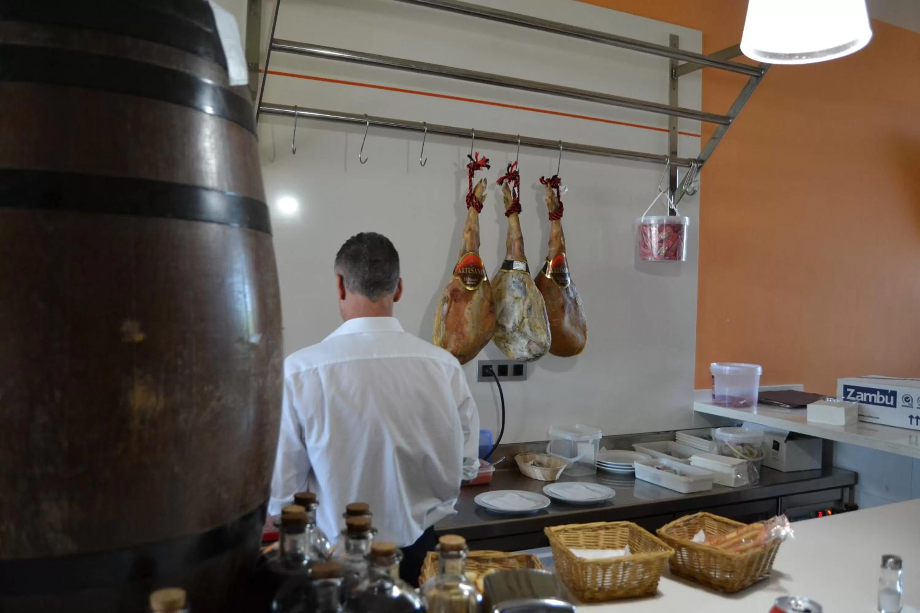 Restaurant/places to eat in Torrecobijo