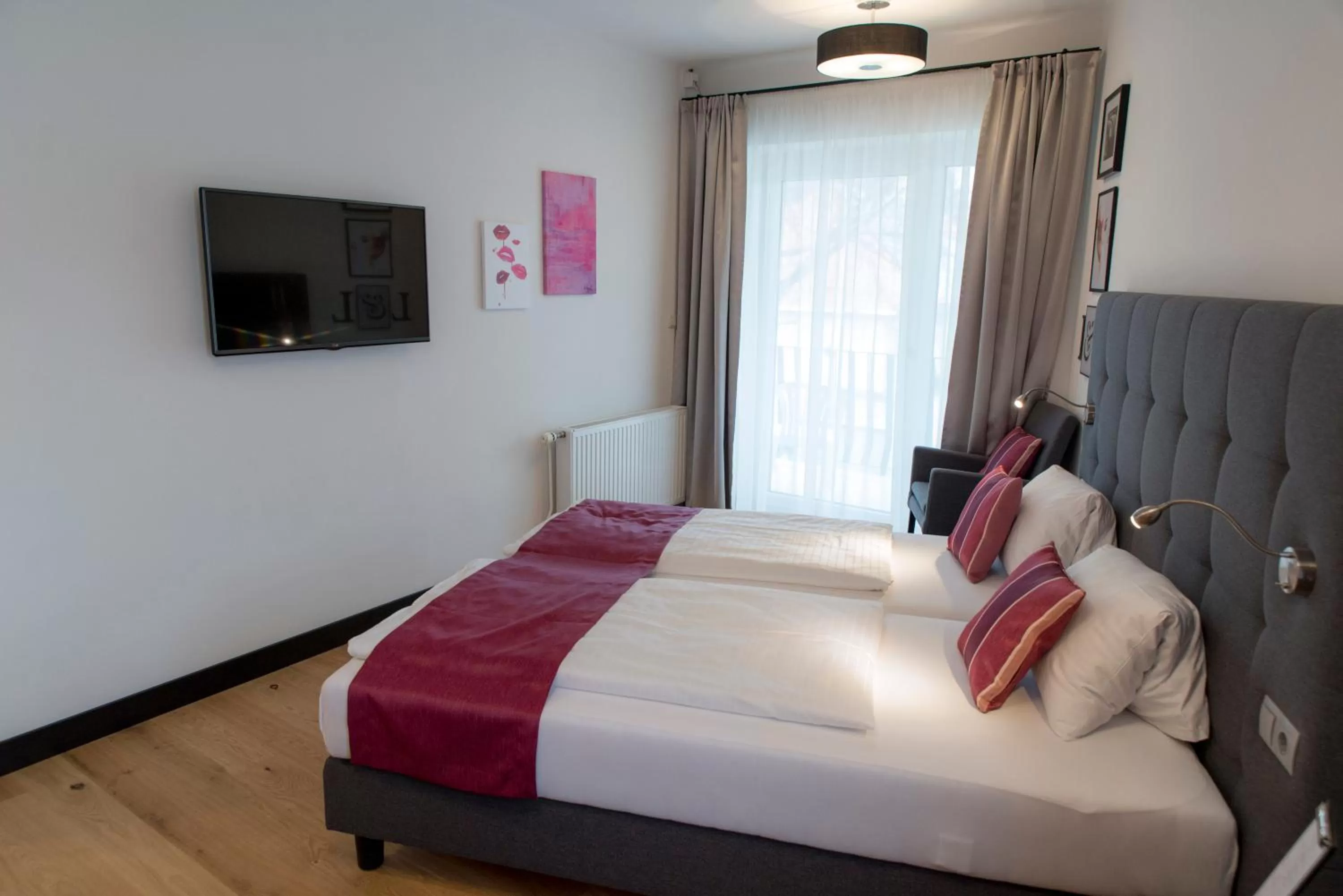 Bed in Hotel Locker & Legere