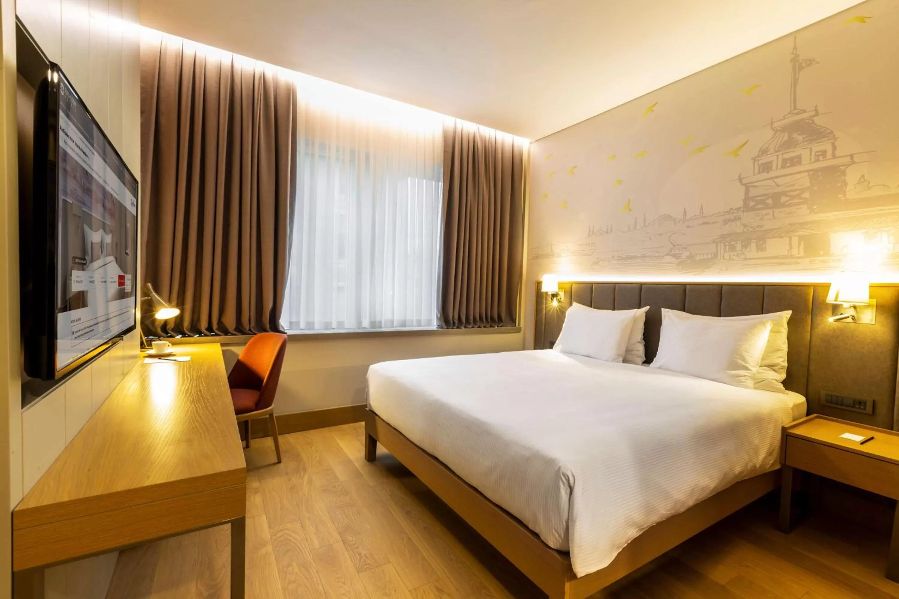 Bedroom, Bed in Radisson Hotel Istanbul Harbiye