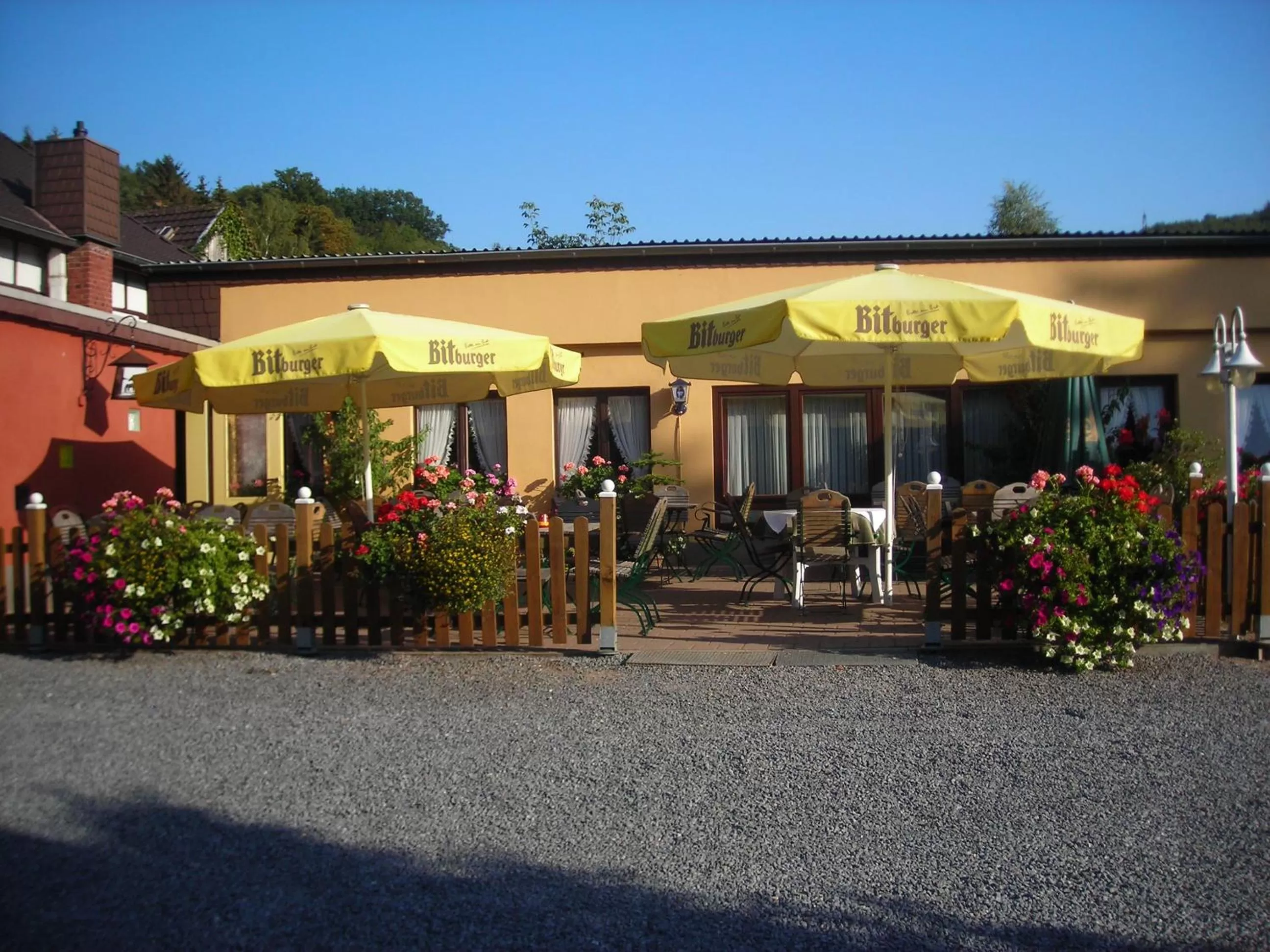 Patio, Restaurant/Places to Eat in Hotel Haus Mühlbach