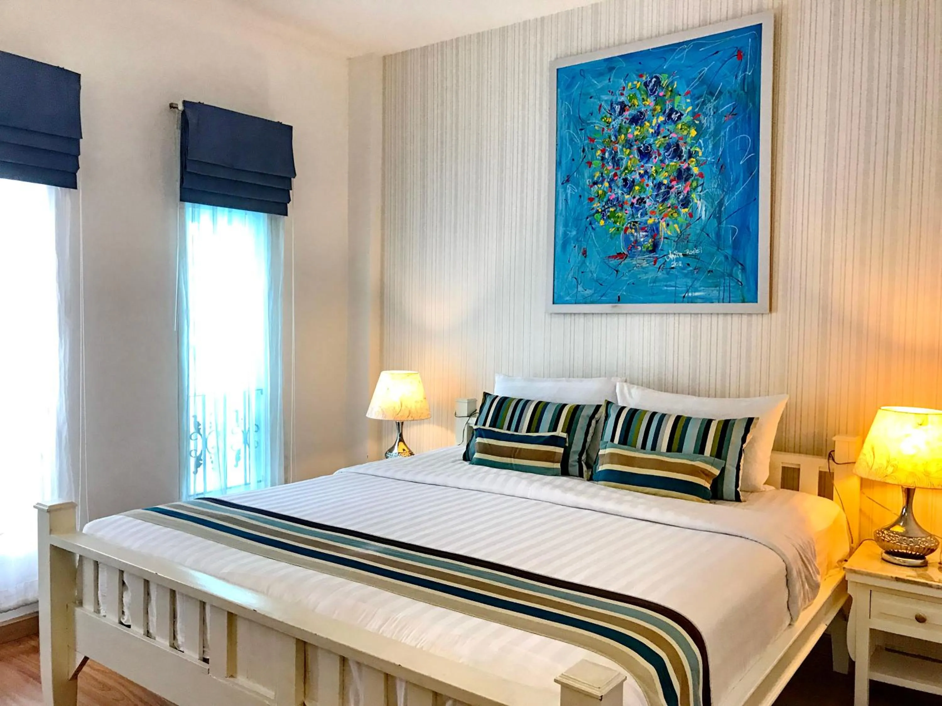 Bathroom, Bed in Casa Blanca Boutique Hotel - SHA Plus