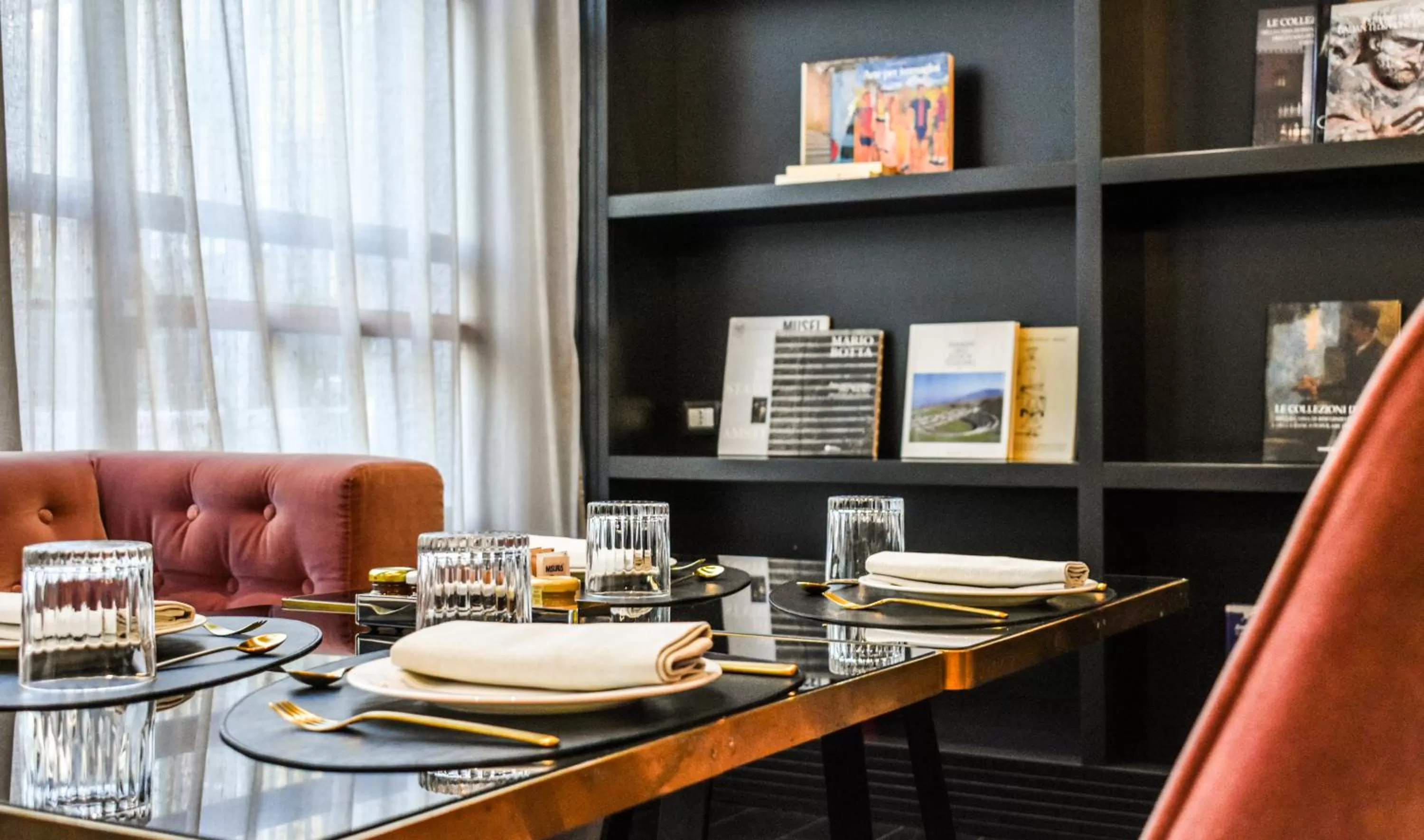 Restaurant/places to eat in Palazzo Cornalia