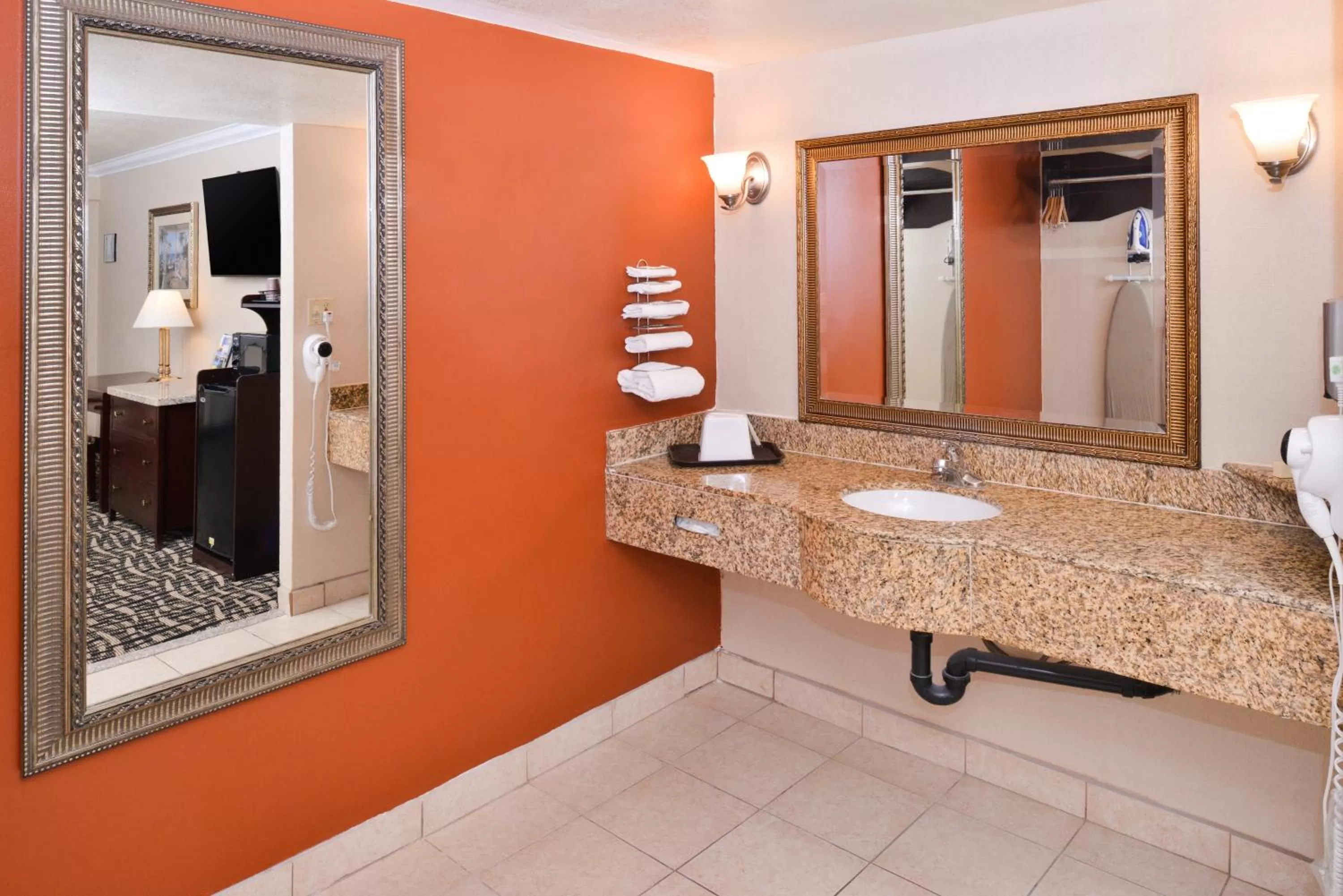 Other in Hotel Heritage