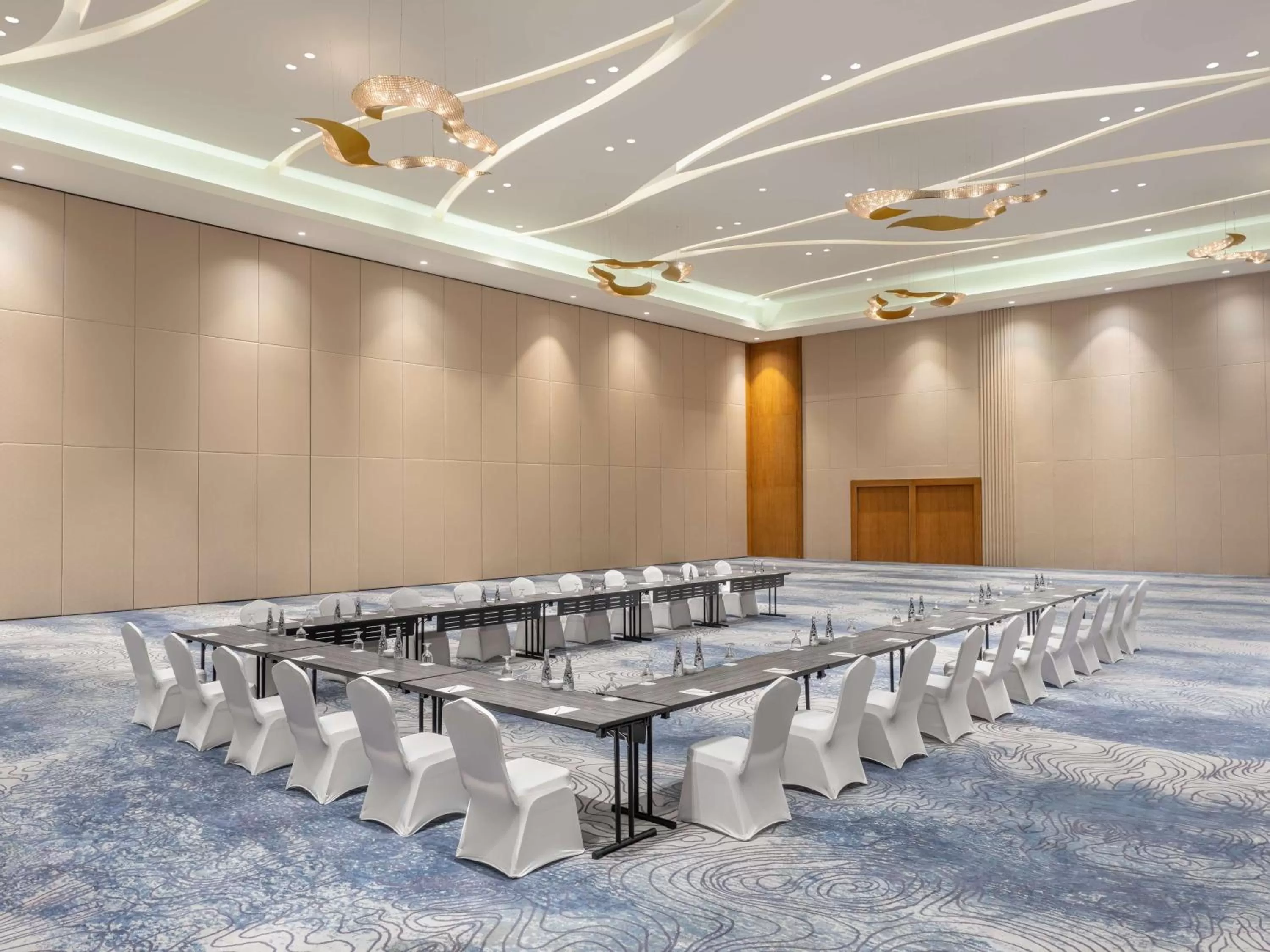 Banquet/Function facilities in Radisson Golf & Convention Center Batam