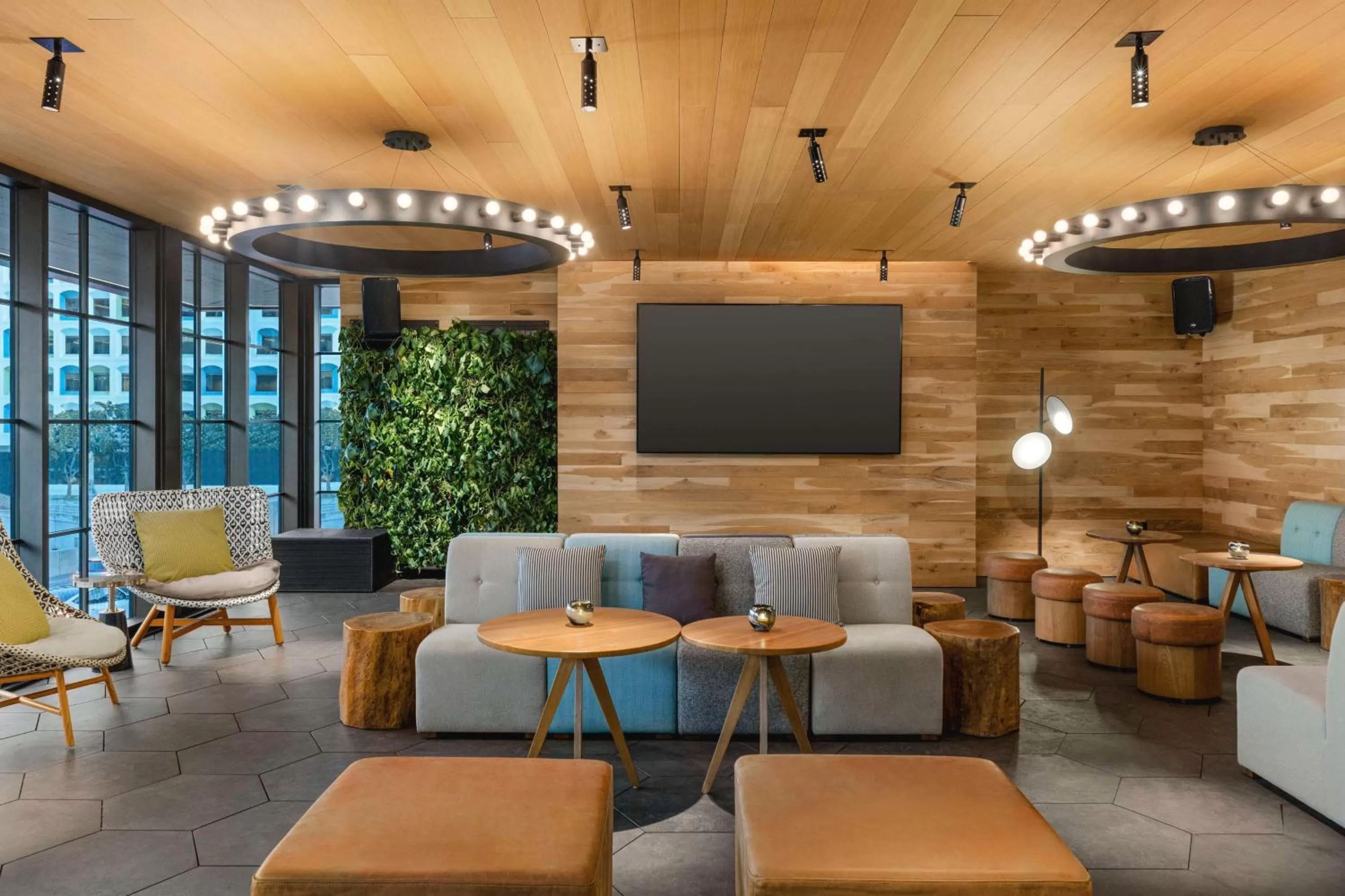 Lounge or bar in Canopy by Hilton San Francisco SoMa