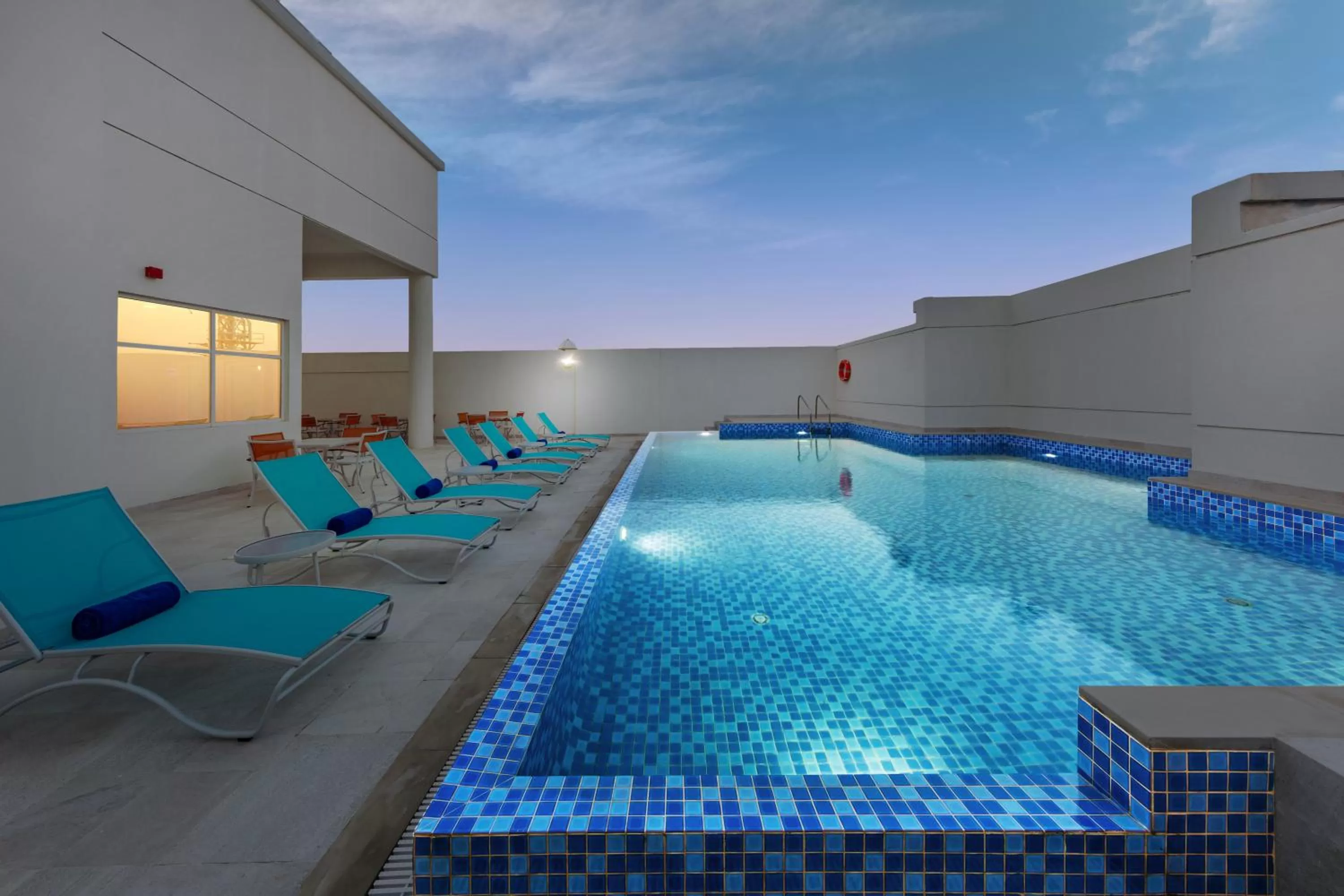 Swimming pool in Citymax Hotel Al Barsha