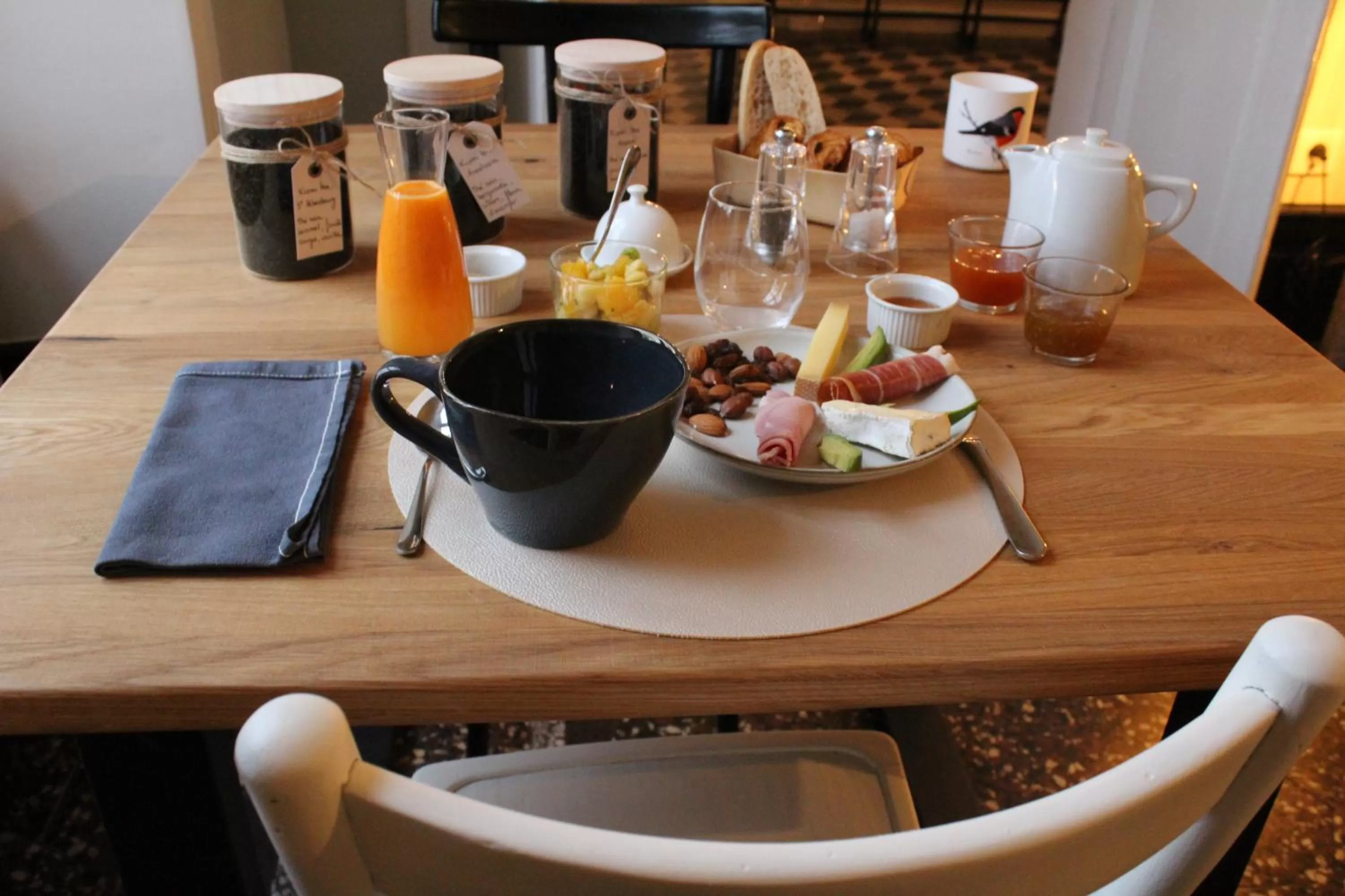 Food and drinks in La Grande Maison