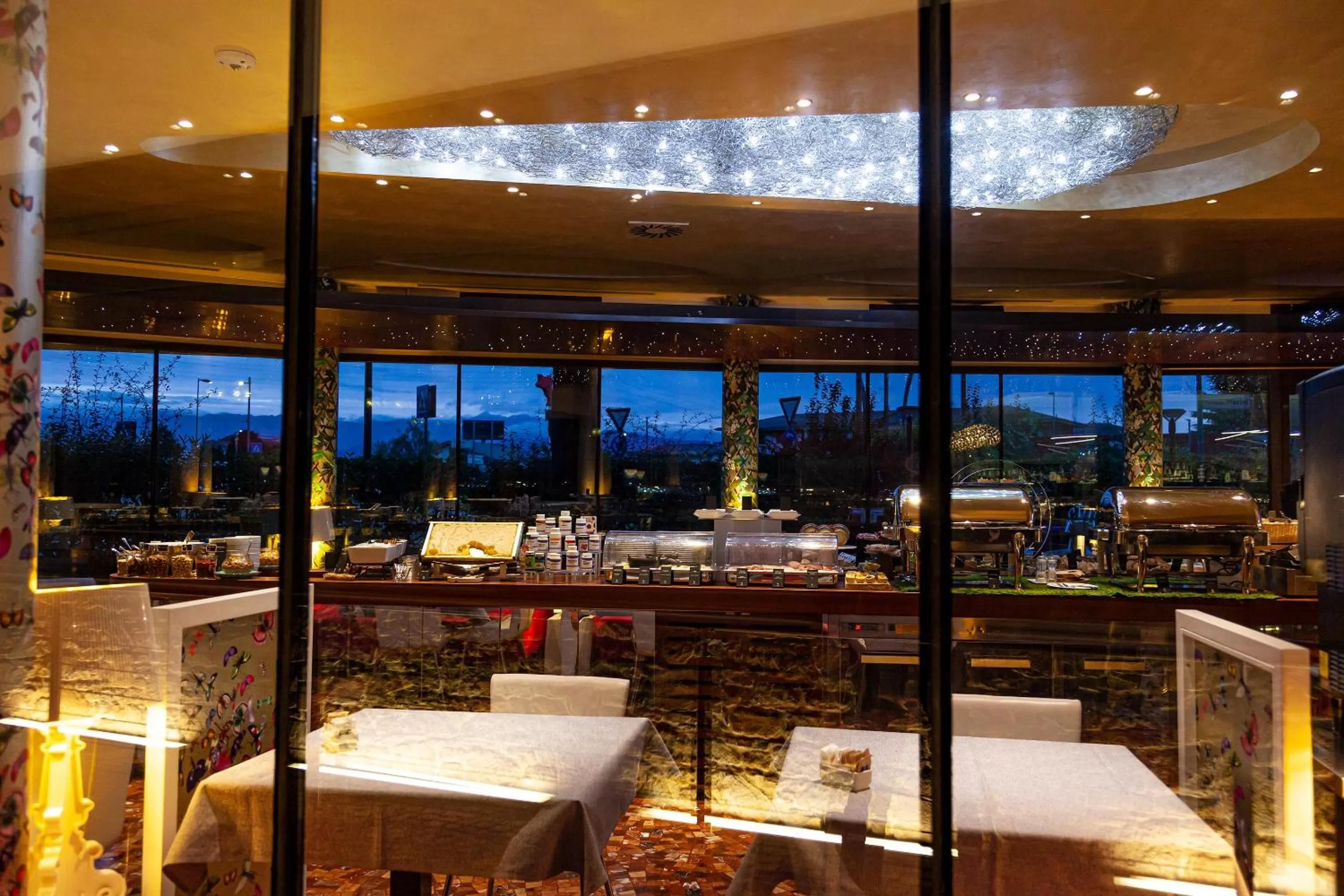 Restaurant/places to eat in Là Di Moret