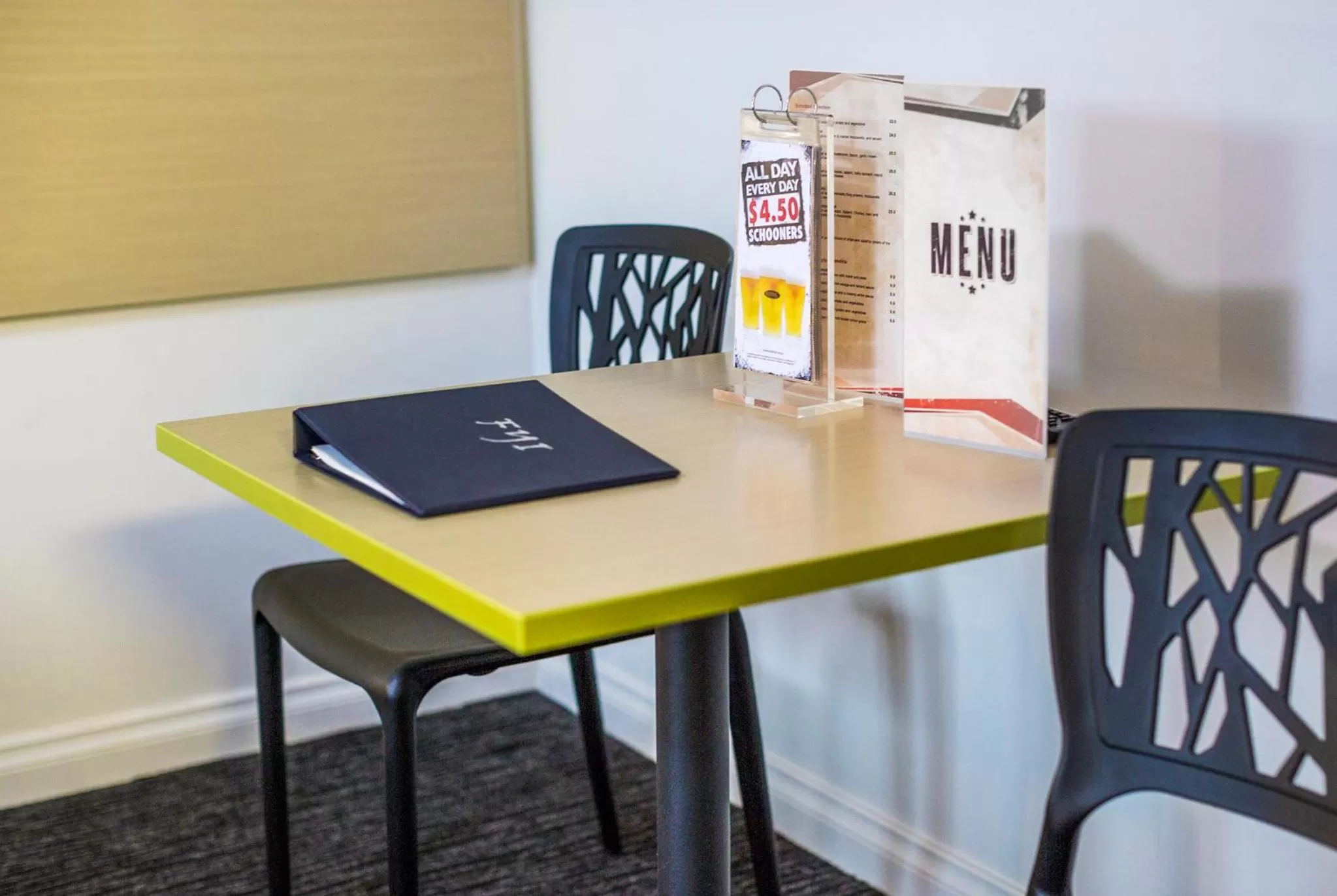 Seating area in Boomerang Hotel
