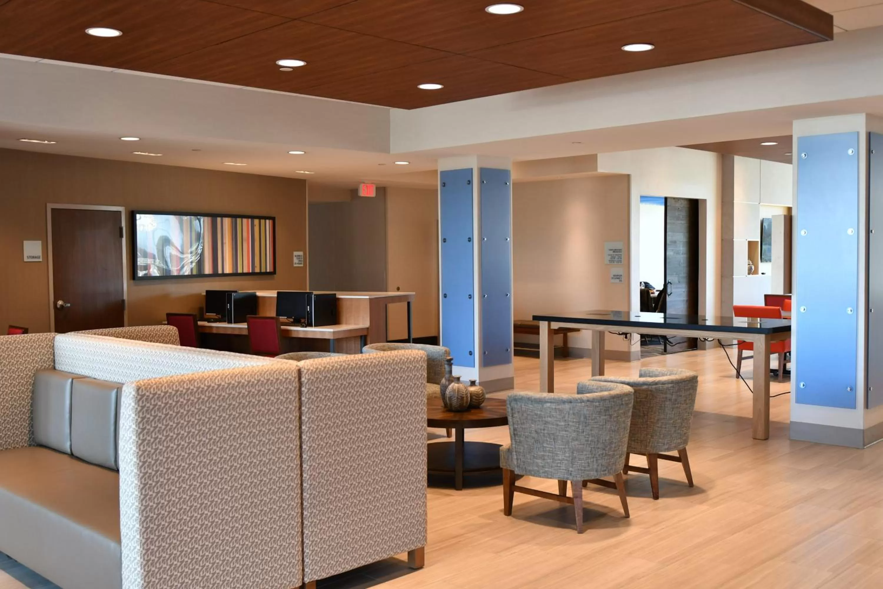 Property building in Holiday Inn Express & Suites - Romeoville - Joliet North by IHG