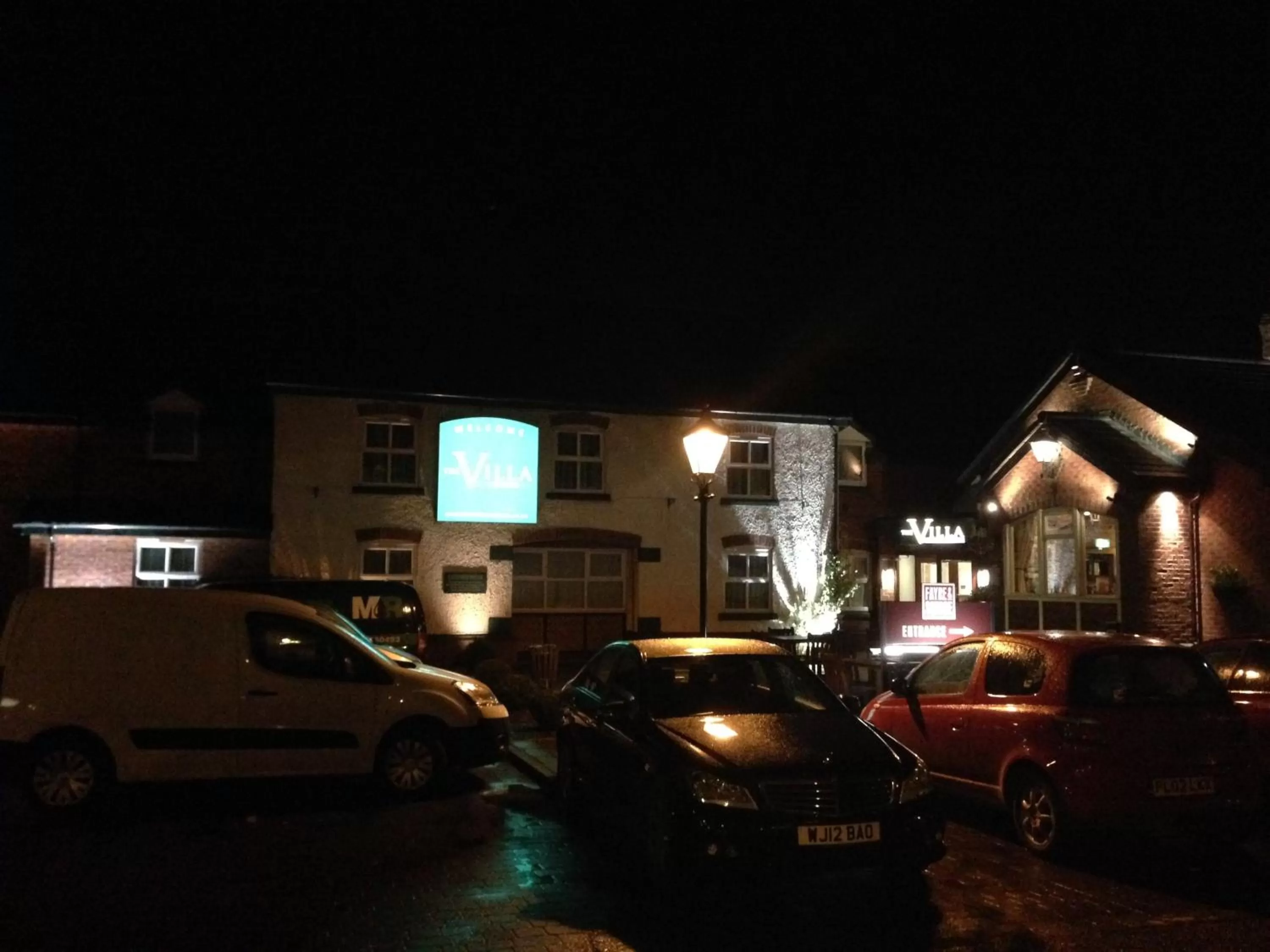 Facade/entrance in The Villa Express