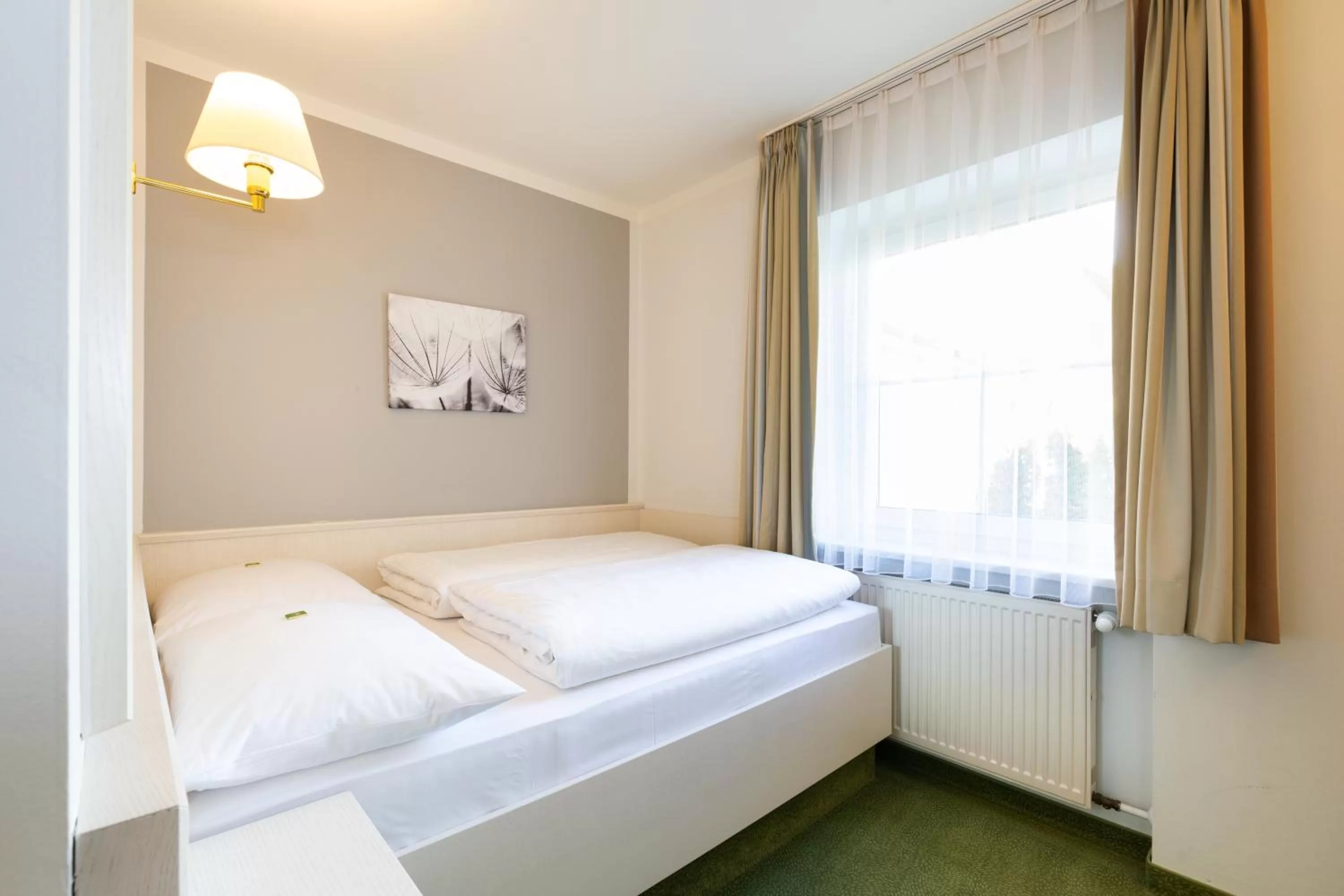 Bed in Landhotel Restaurant Huberhof Allershausen