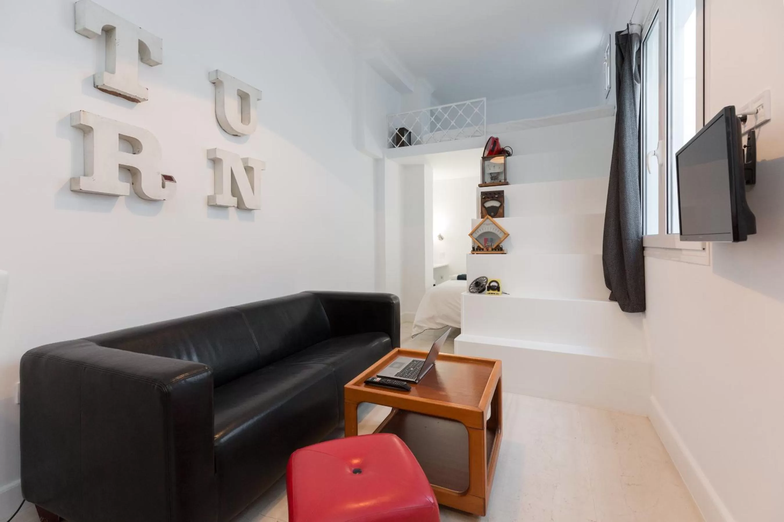 Troon of Athens Apartments