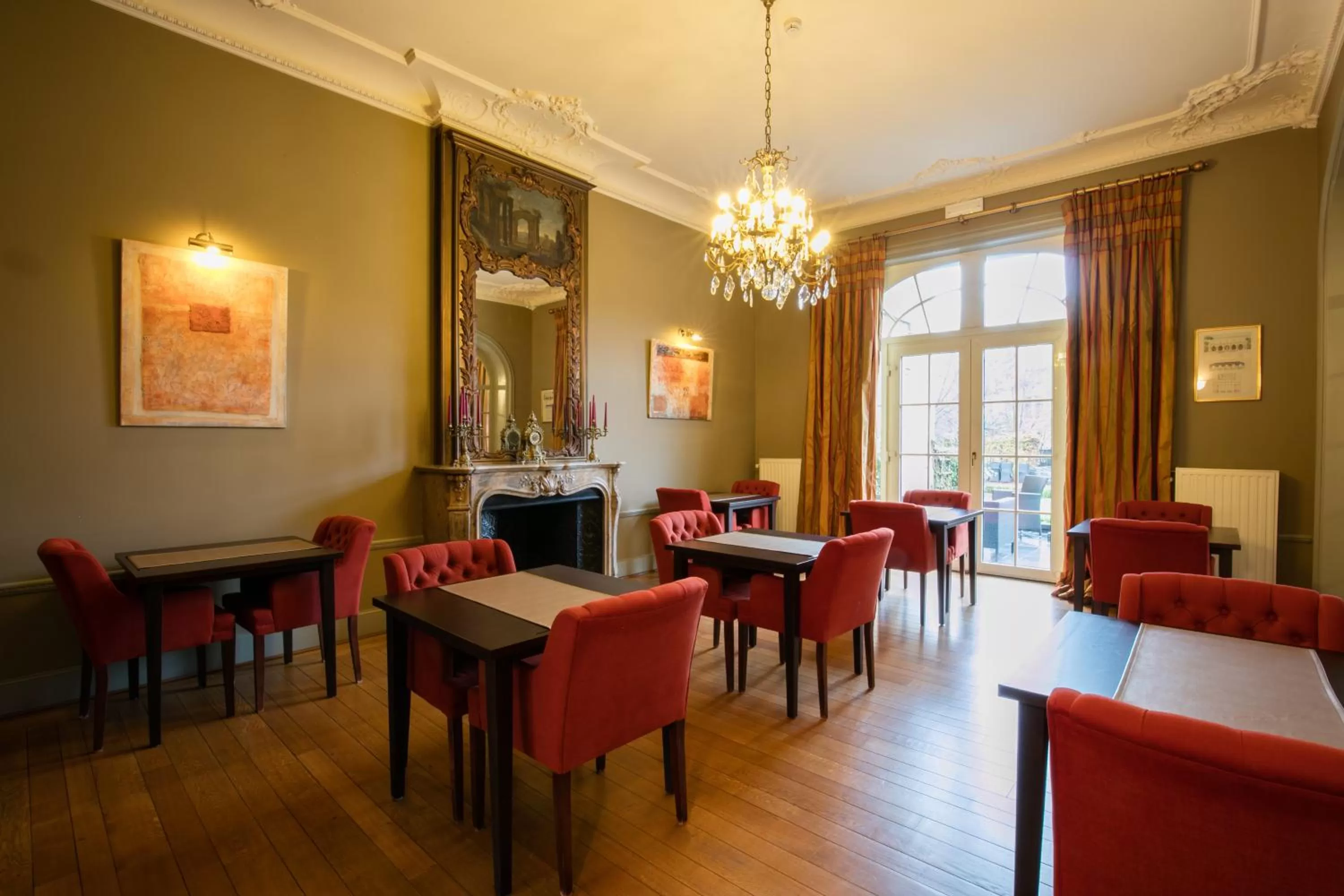 Banquet/Function facilities in La Villa des Fleurs