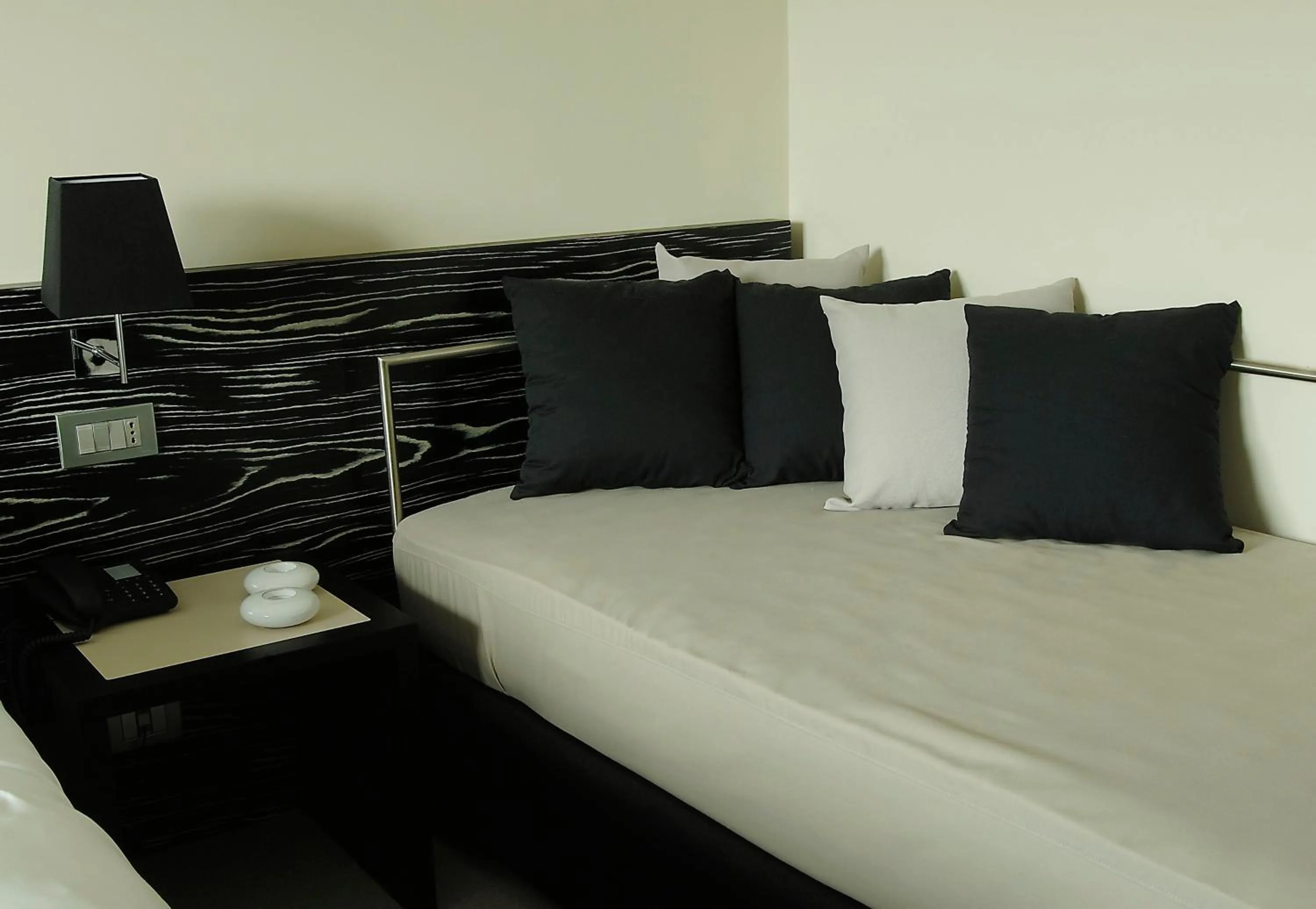 Bed in G Hotel Ancona