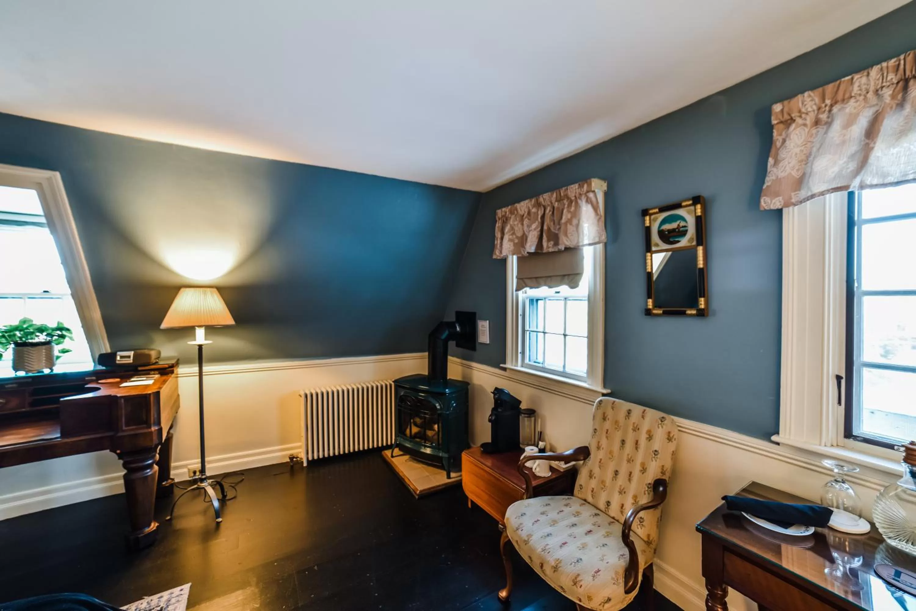 Seating Area in Adair Country Inn & Restaurant