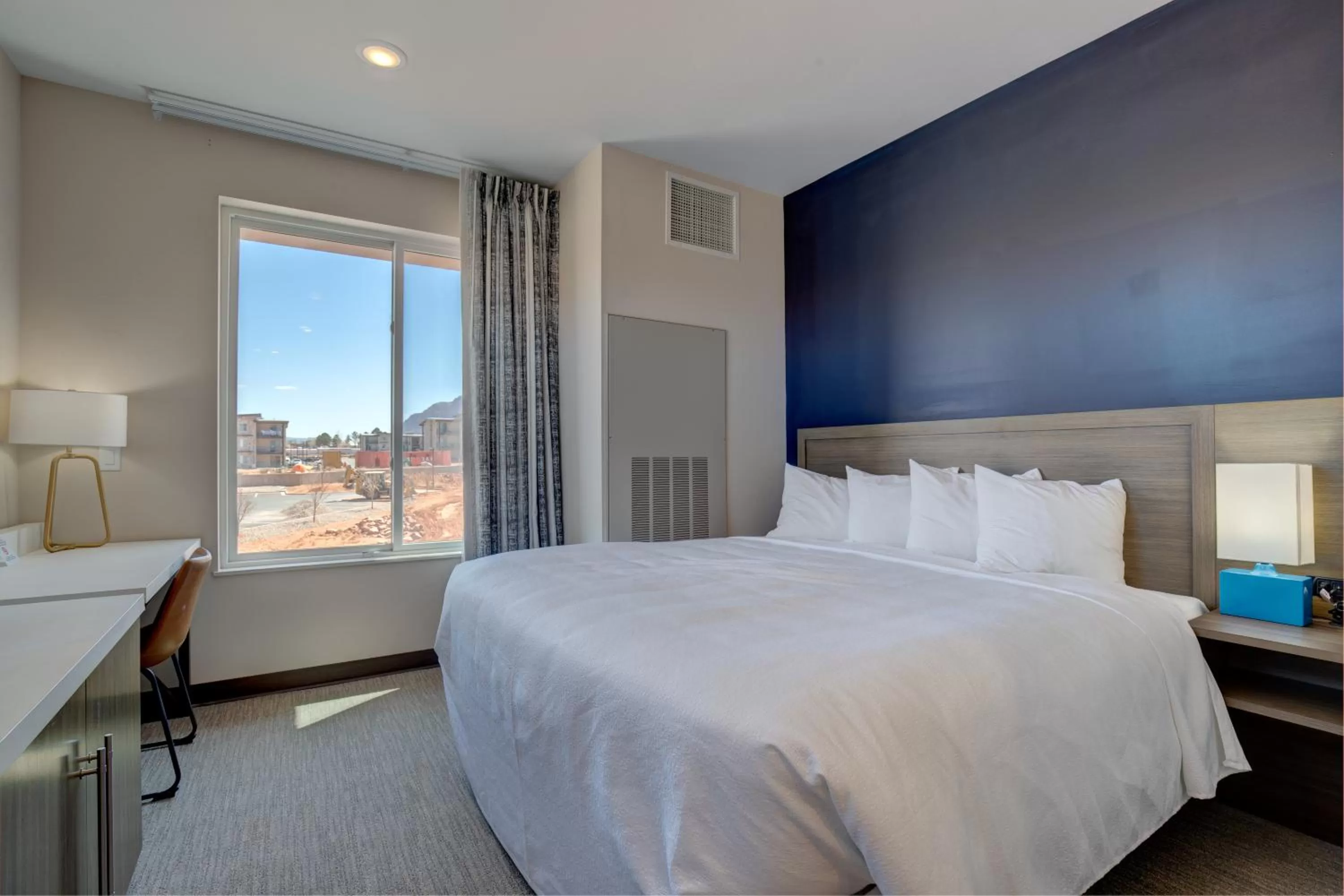 Bedroom, Bed in Scenic View Inn & Suites Moab