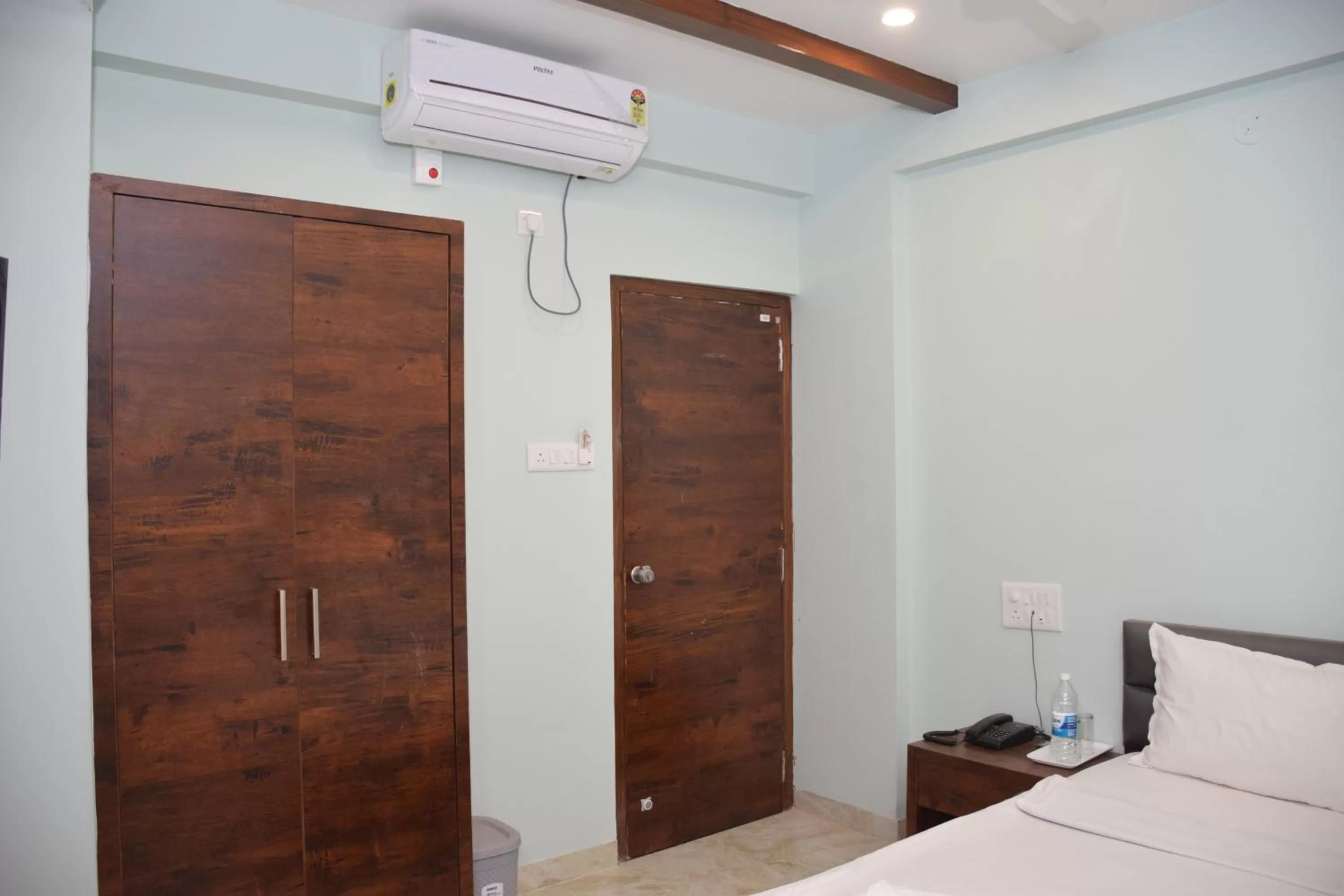 Bed in Shankar Residency, Akkalkot