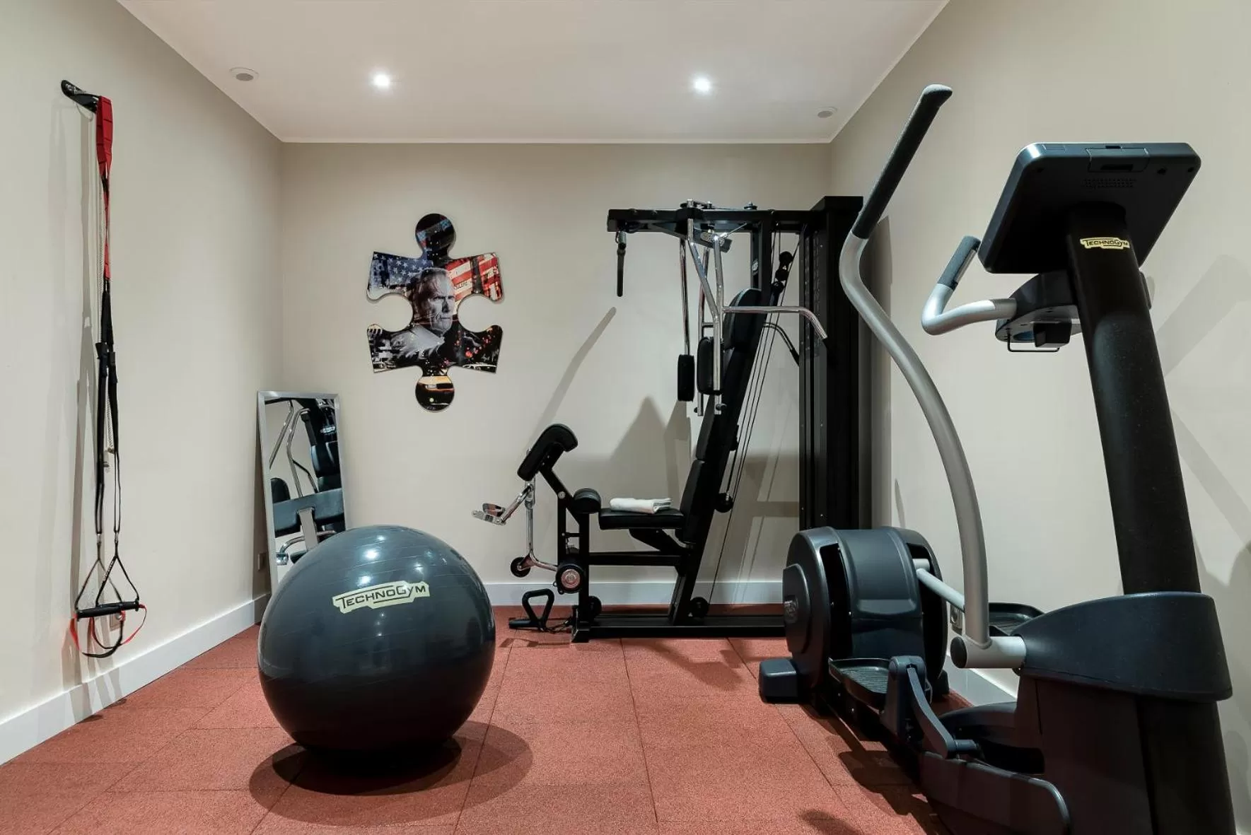 Fitness centre/facilities in Grand Hôtel Dauphiné Toulon, Boutique Hôtel & Suites