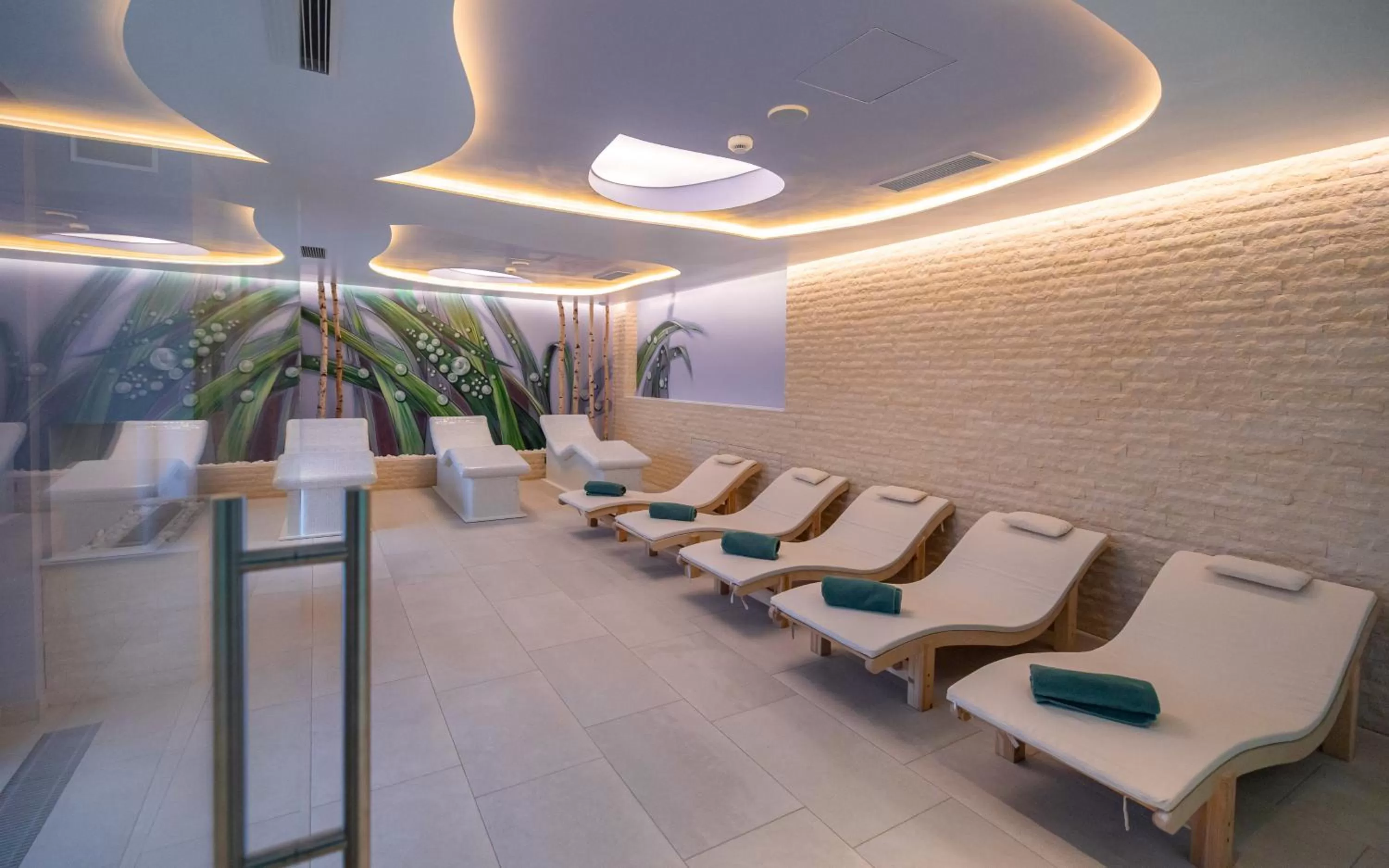 Spa and wellness centre/facilities in Hotel Belmont & Spa