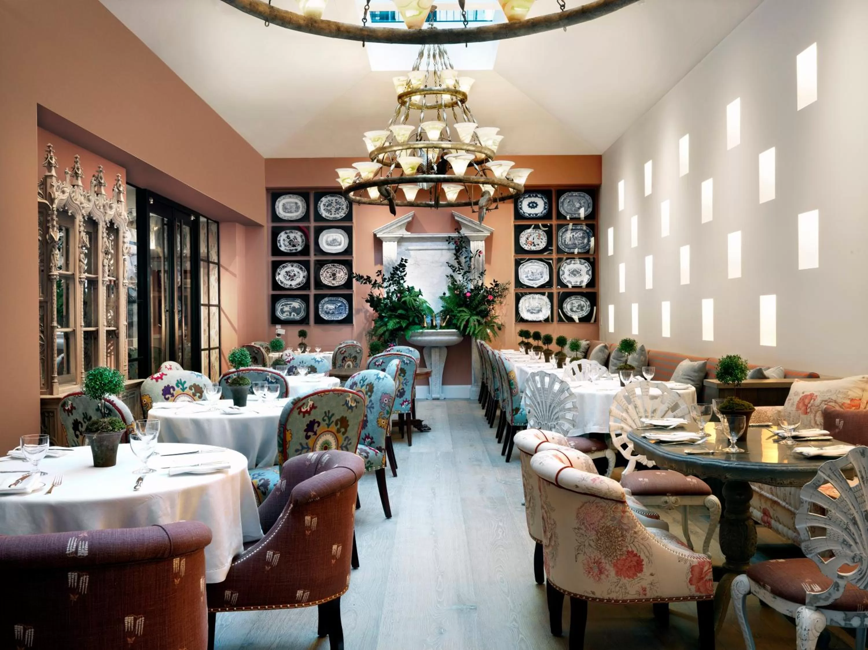 Lounge or bar in The Whitby Hotel