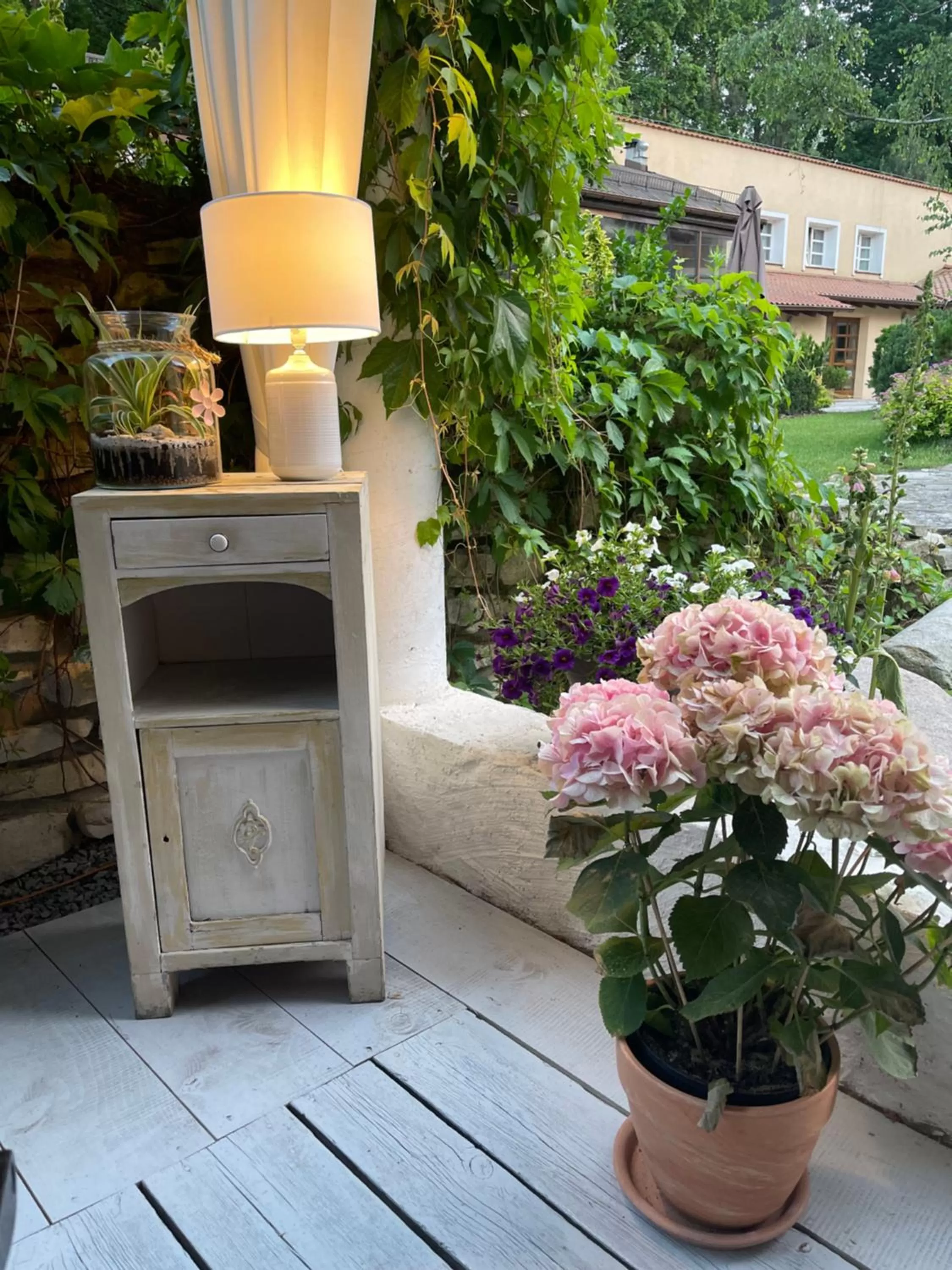 BBQ Facilities in Villa Toscana Warszawa