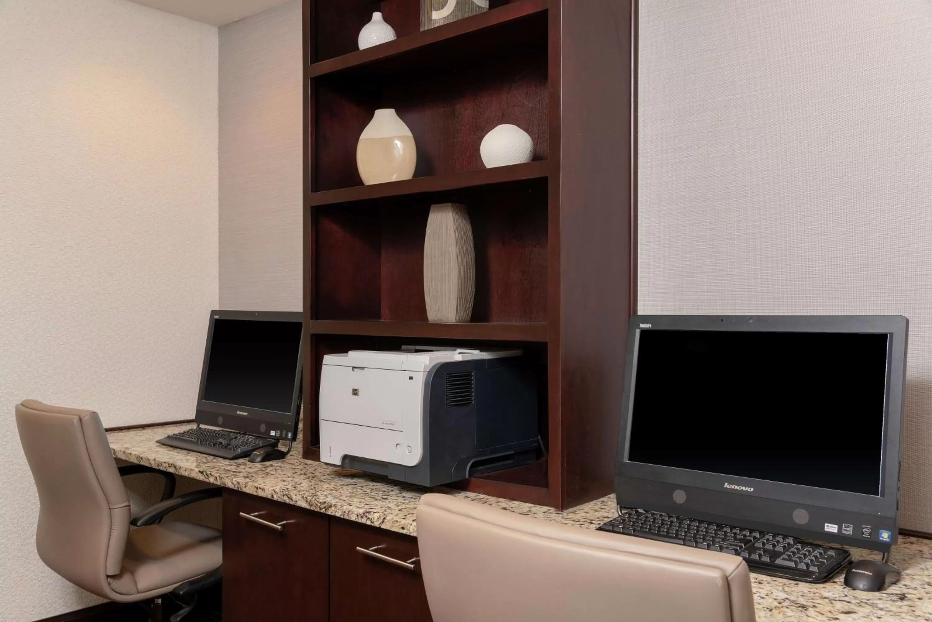 Business facilities in Hampton Inn East Lansing