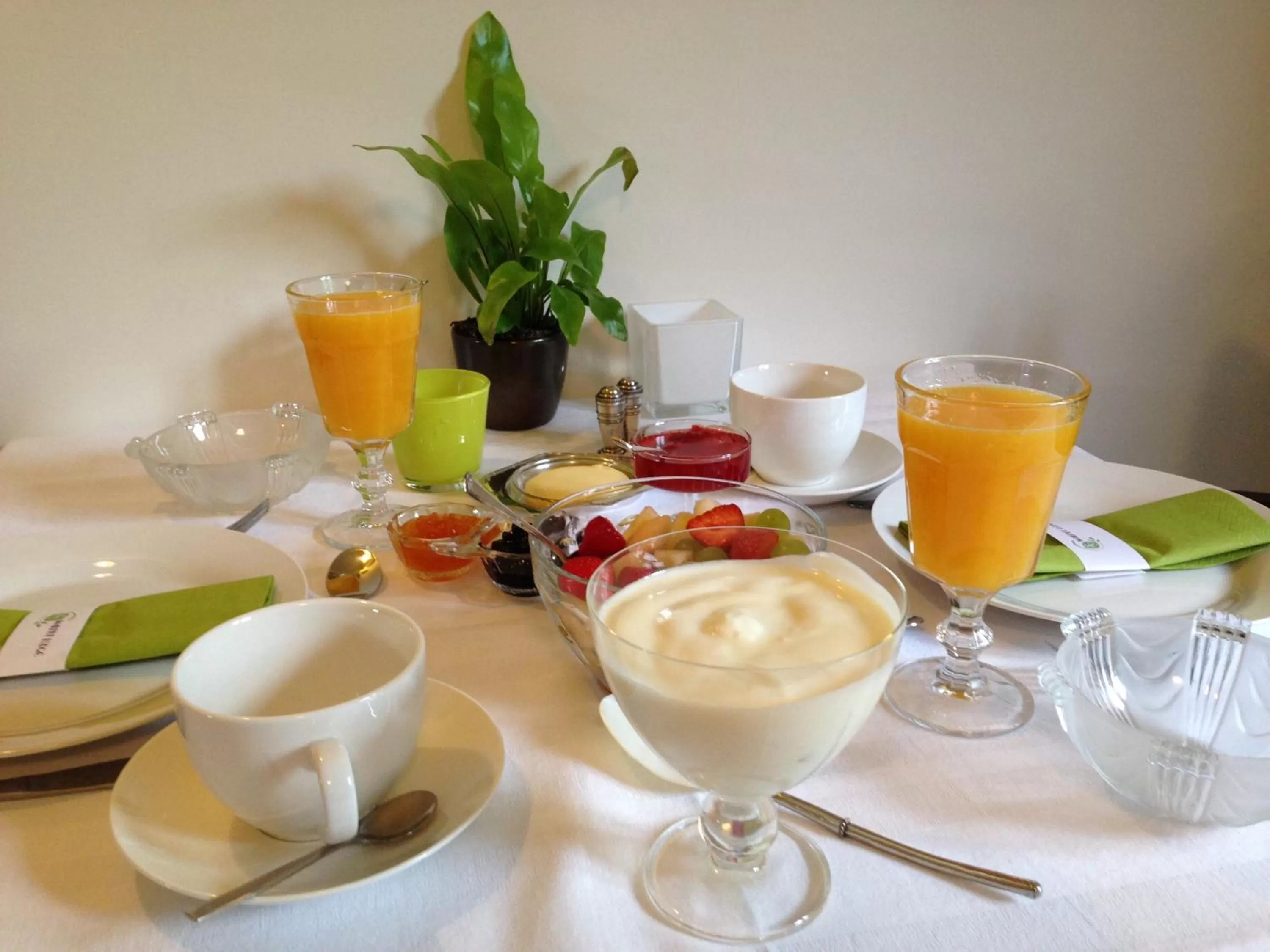 Food close-up, Breakfast in Walnut Lodge Bed & Breakfast