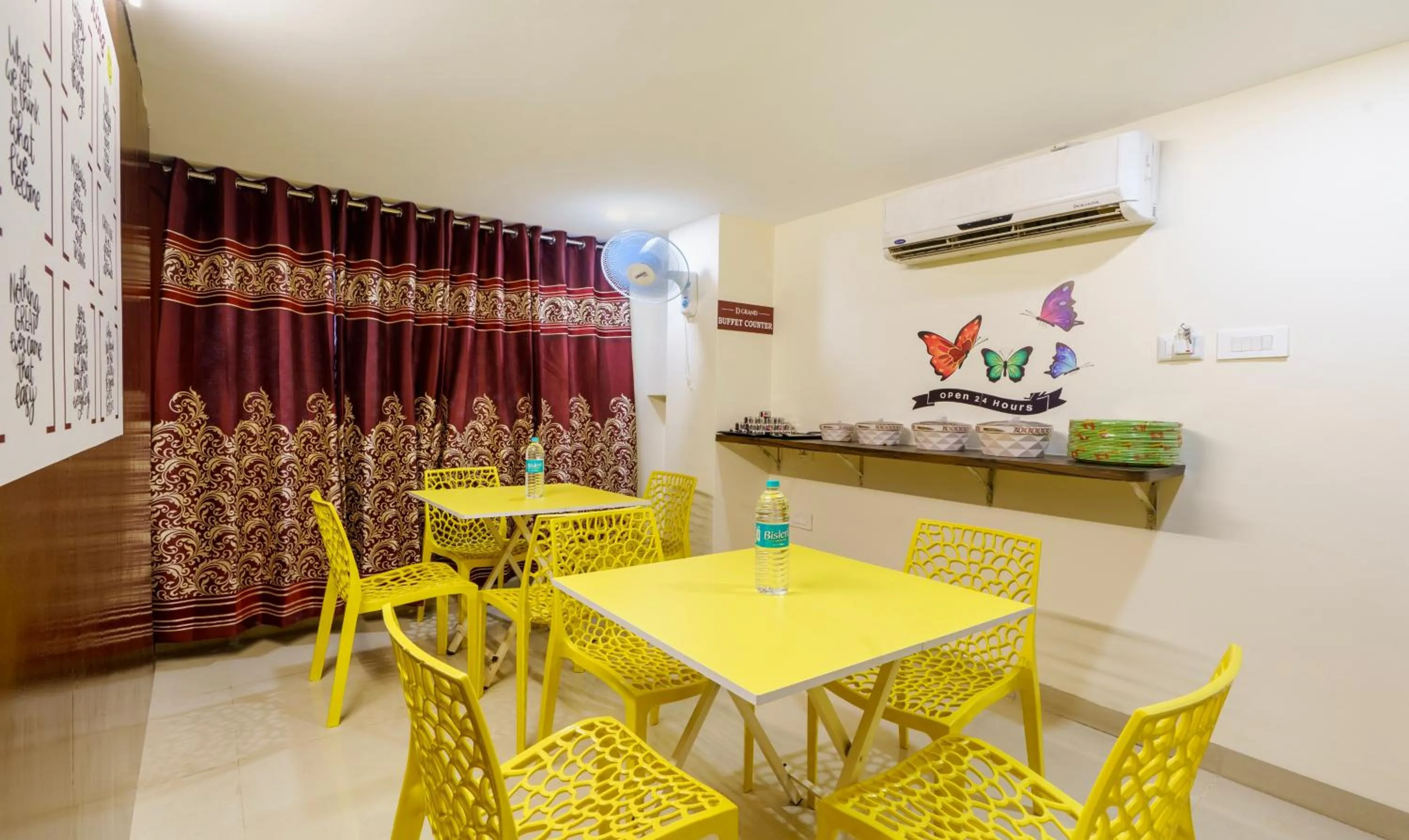 Restaurant/places to eat in Treebo Trend D Grand