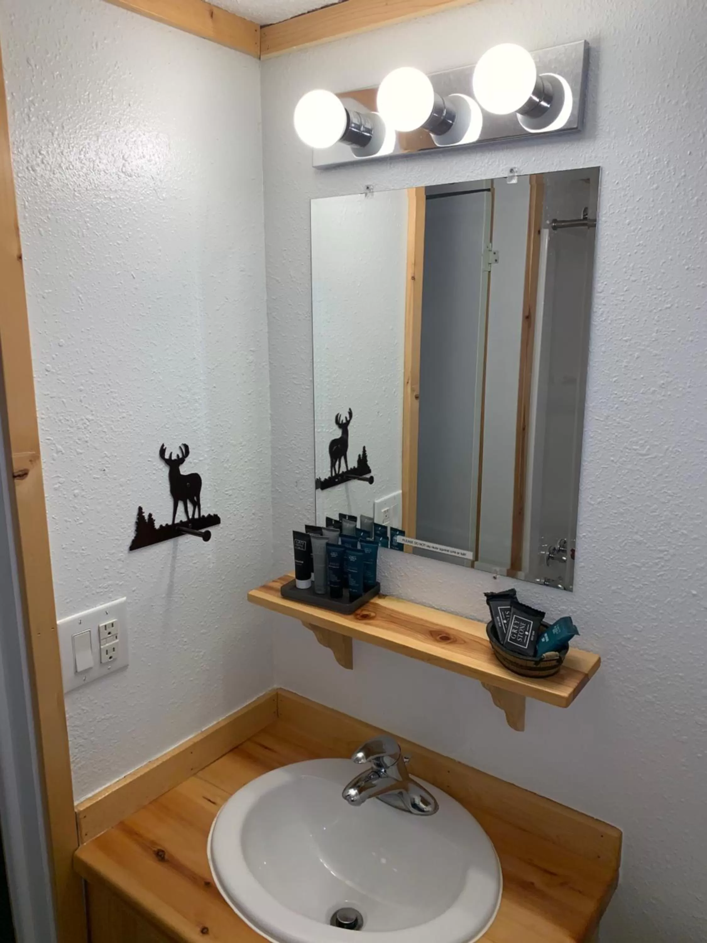 Bathroom in Glacier Haven Inn