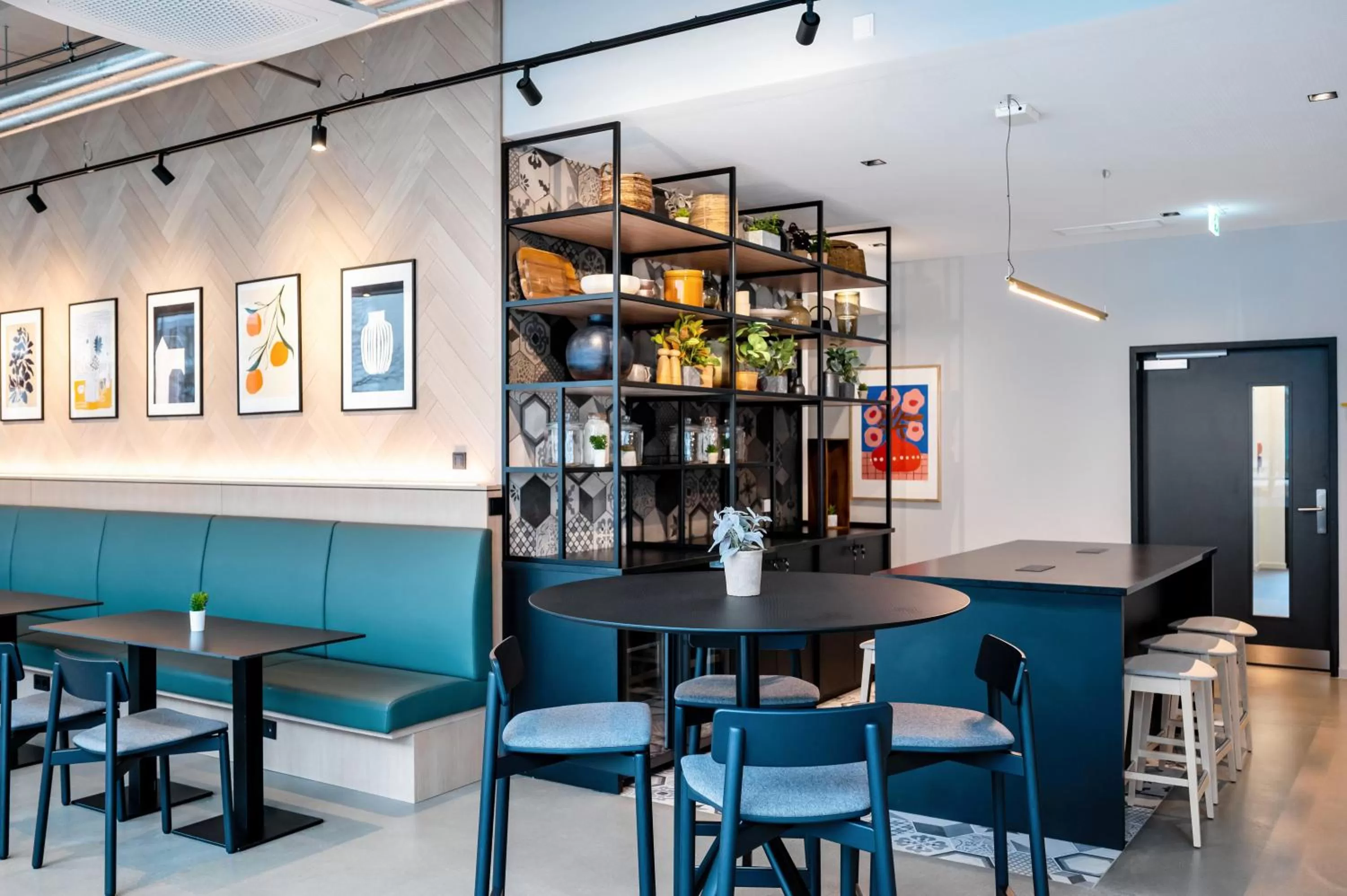 Restaurant/places to eat in Staycity Aparthotels Frankfurt Airport