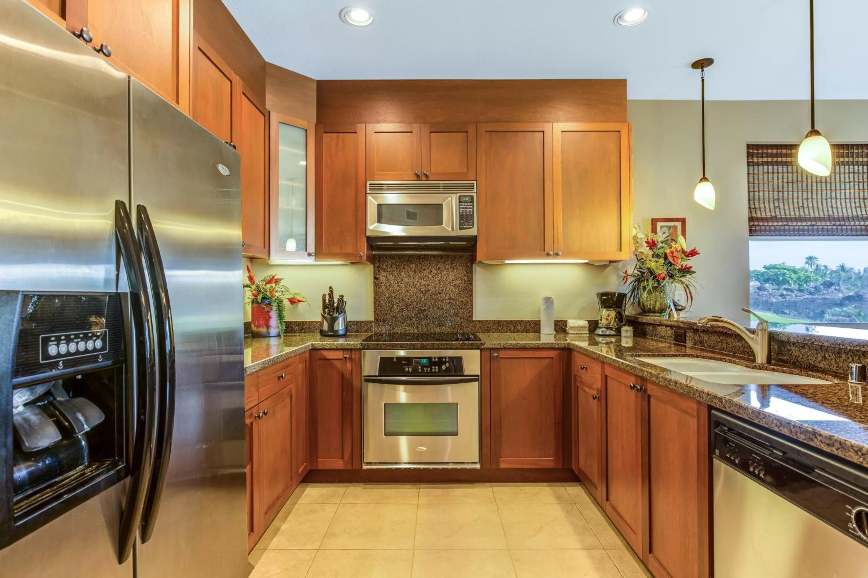 Bathroom in Castle Hali'i Kai at Waikoloa