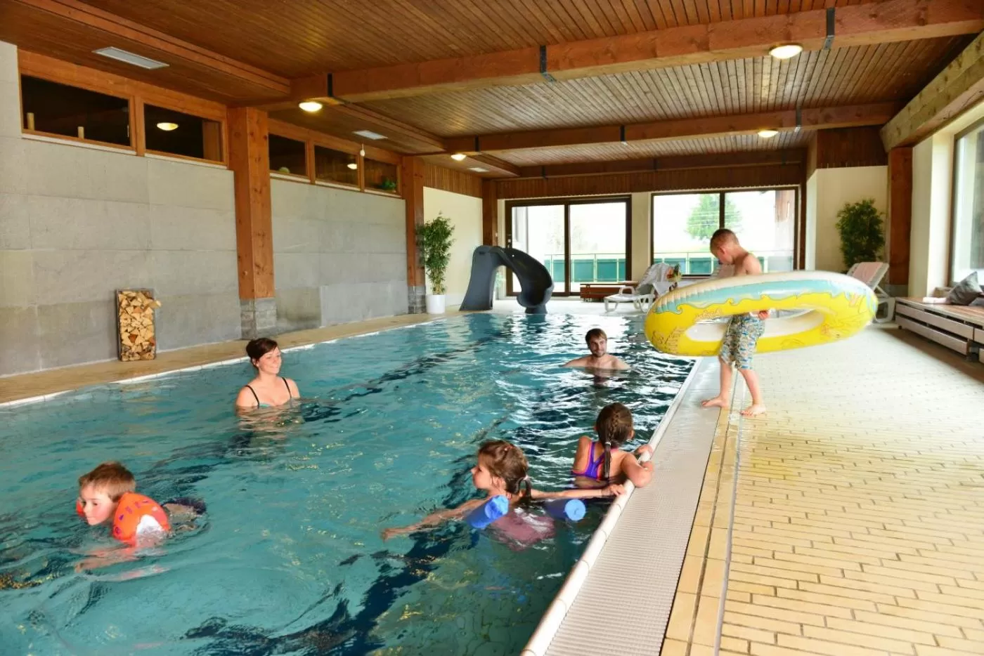 Swimming pool in Familienhotel Löwen